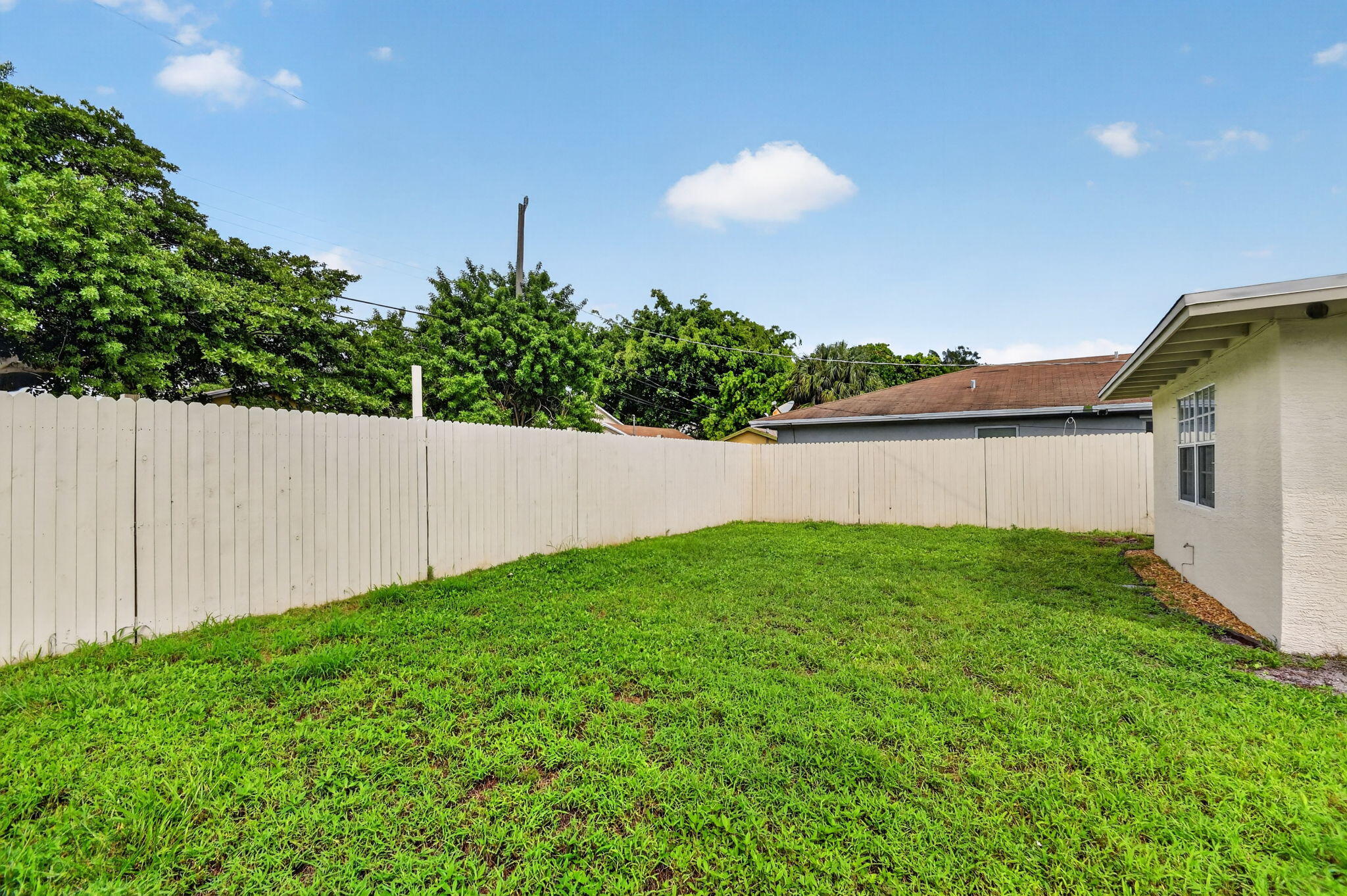 603 N Broadway, Lantana FL 33462