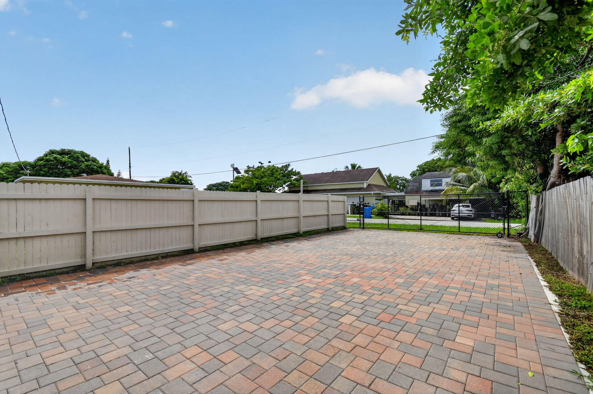 603 N Broadway, Lantana FL 33462