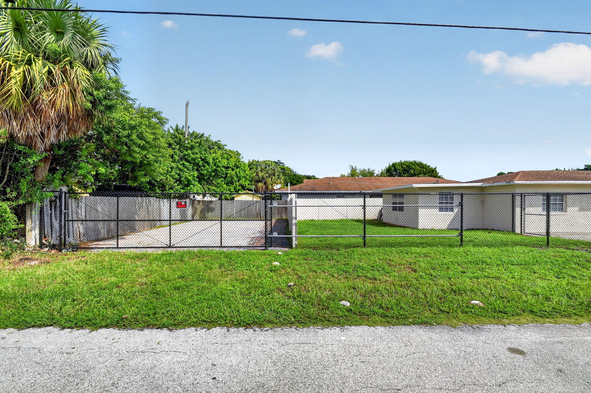 603 N Broadway, Lantana FL 33462
