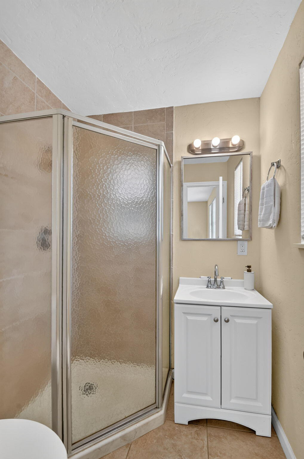 603 N Broadway, Lantana FL 33462
