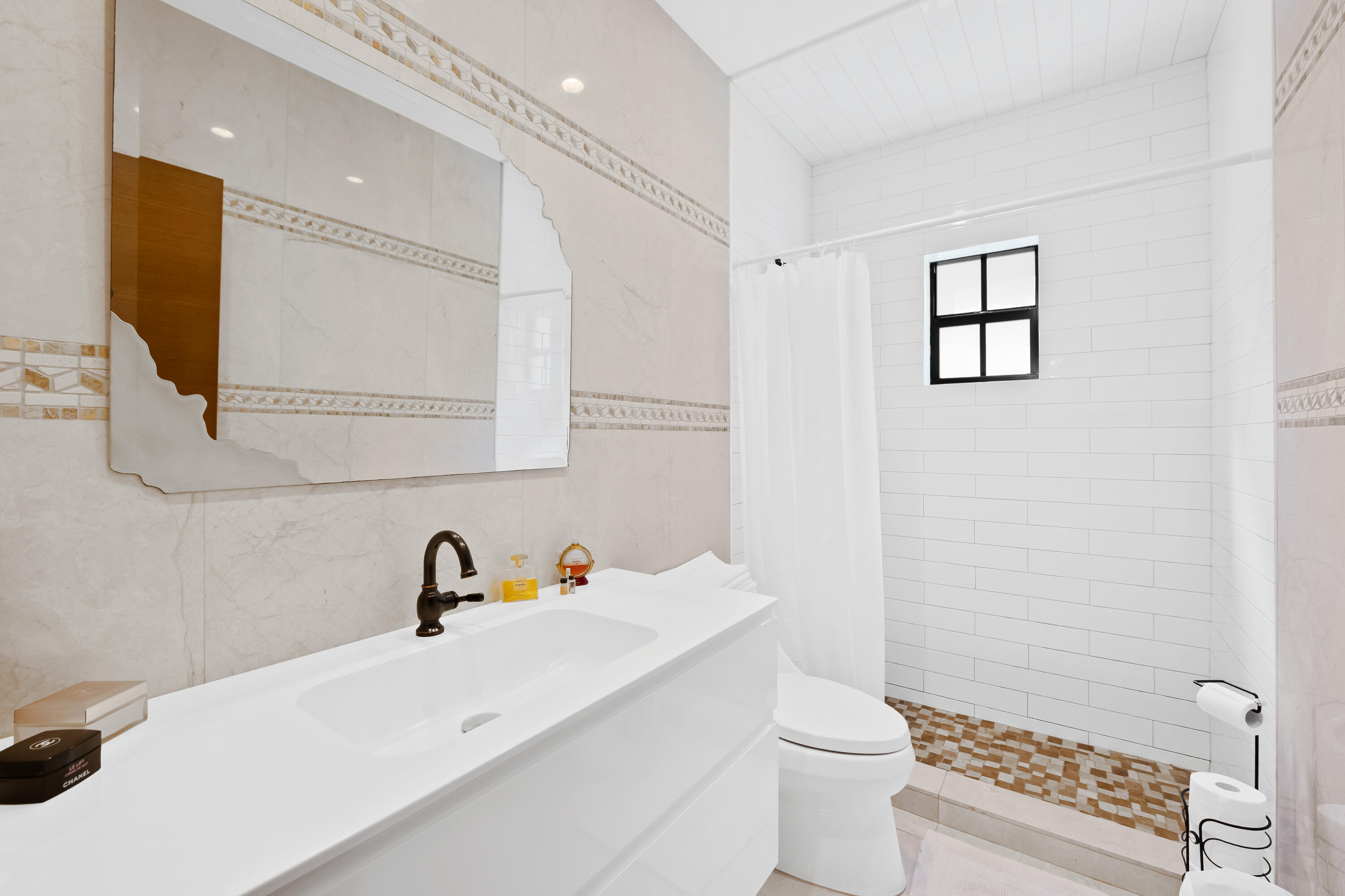80 SE Olive, Boca Raton FL 33432