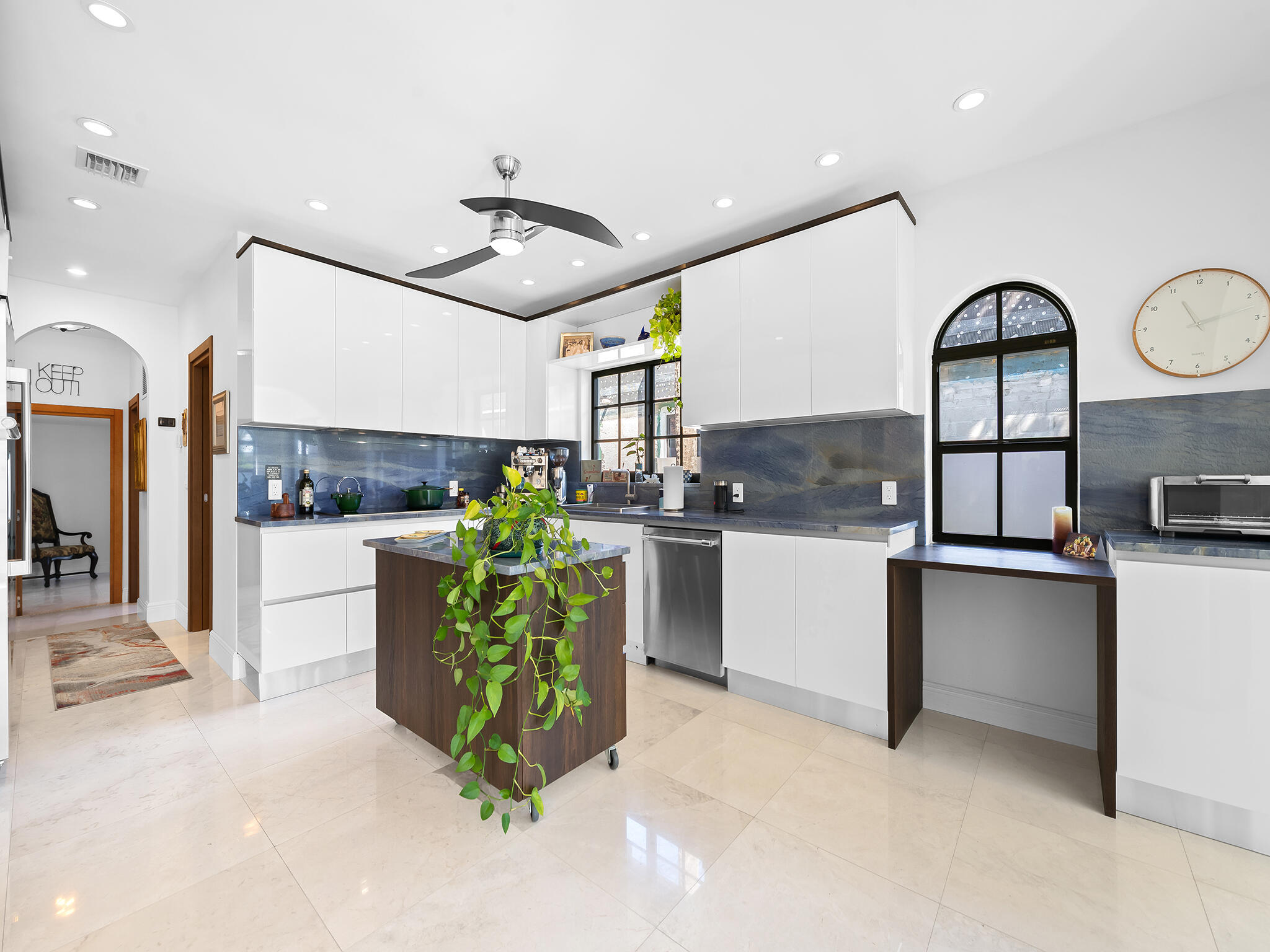 80 SE Olive, Boca Raton FL 33432