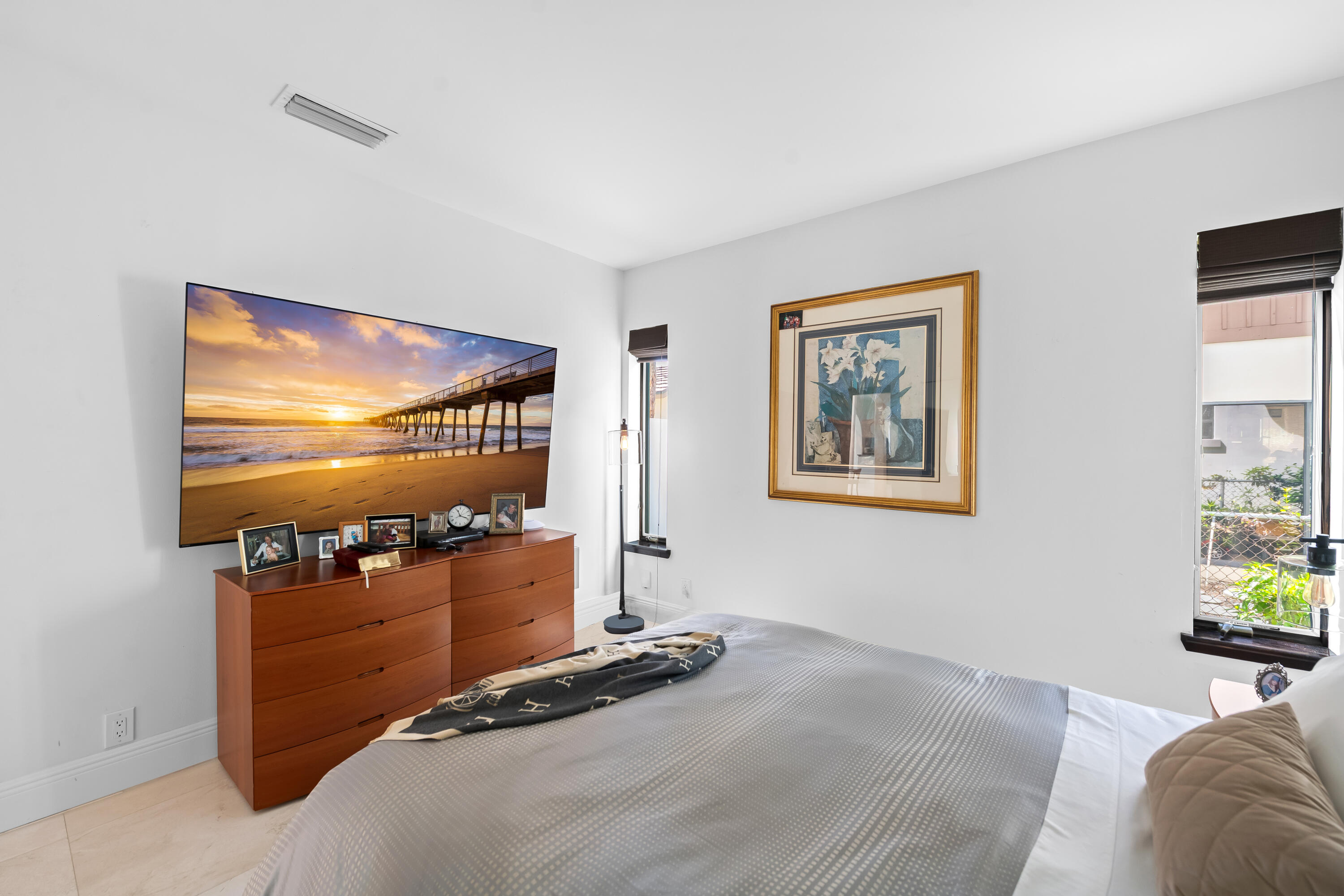 80 SE Olive, Boca Raton FL 33432