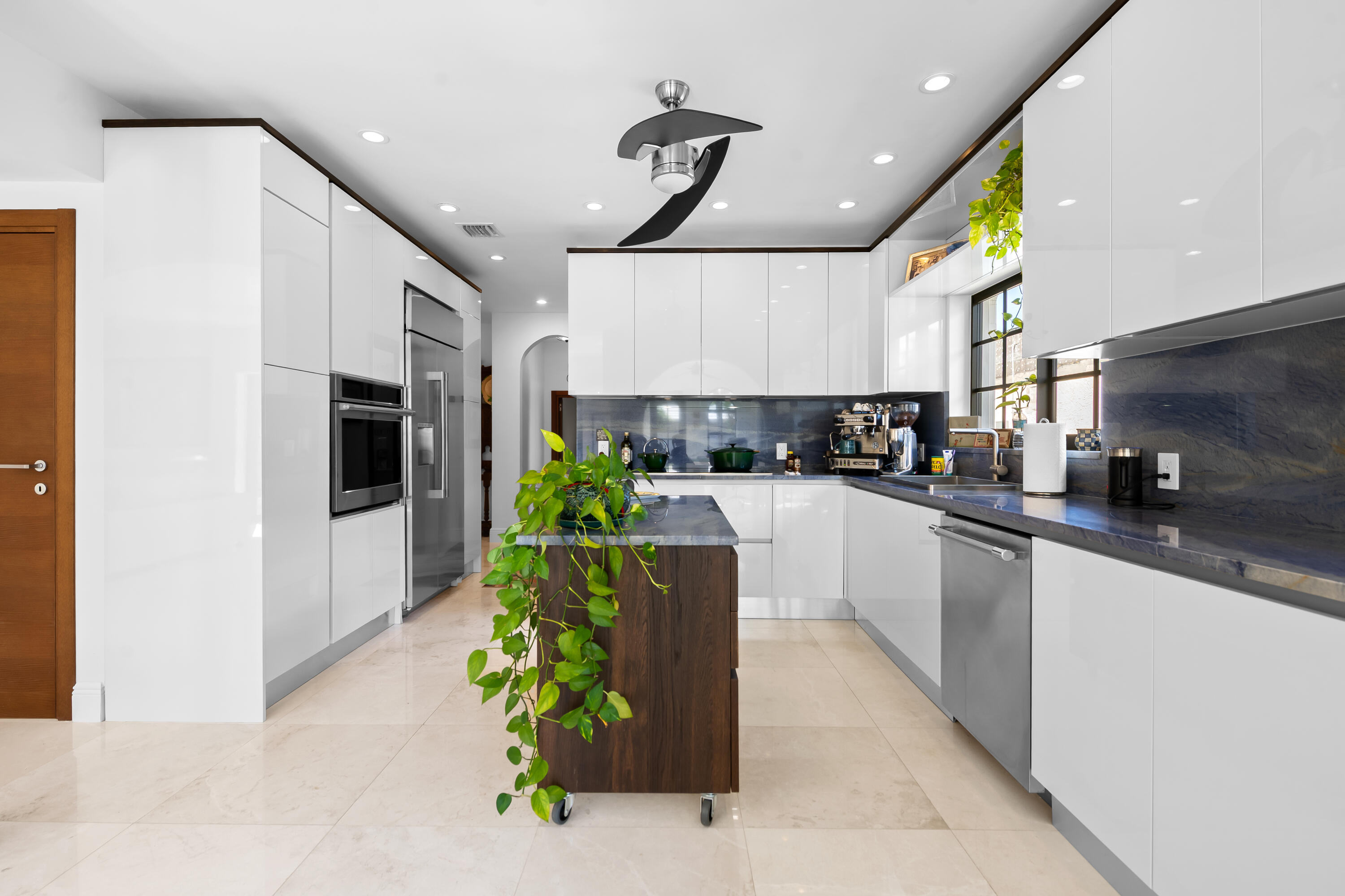 80 SE Olive, Boca Raton FL 33432