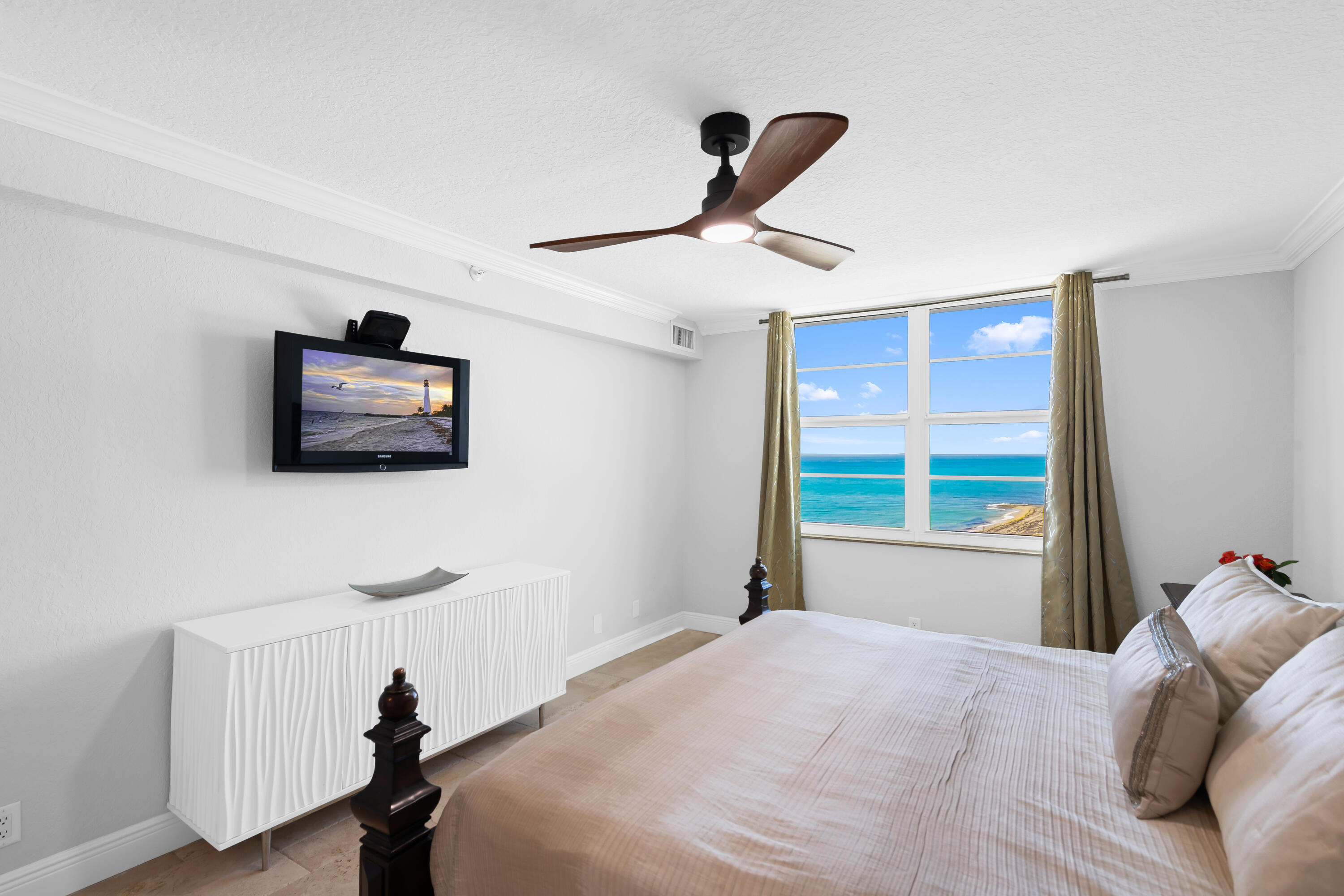 4511 S OCEAN #807, Highland Beach FL 33487