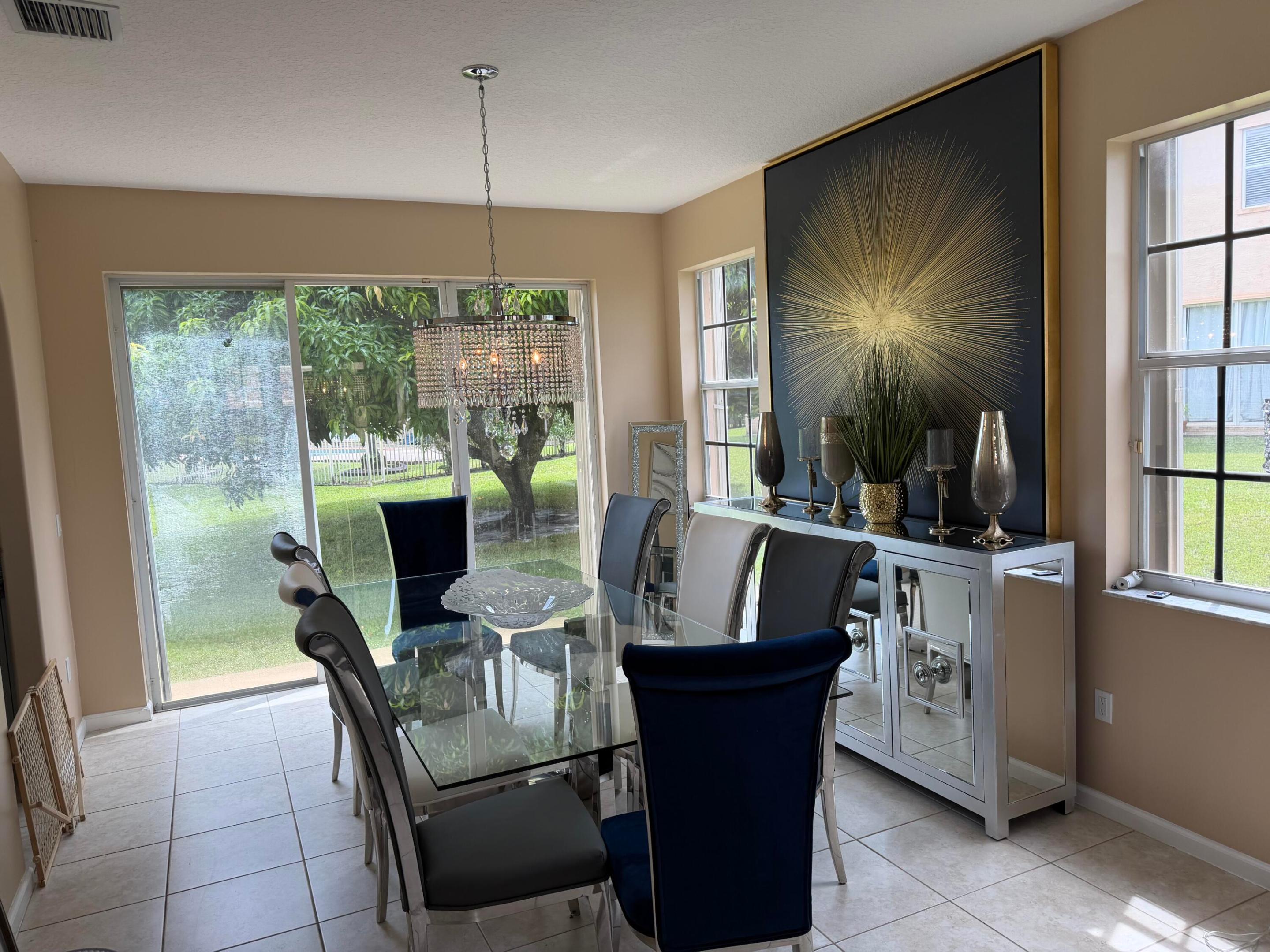 2243 RIDGEWOOD, Royal Palm Beach FL 33411