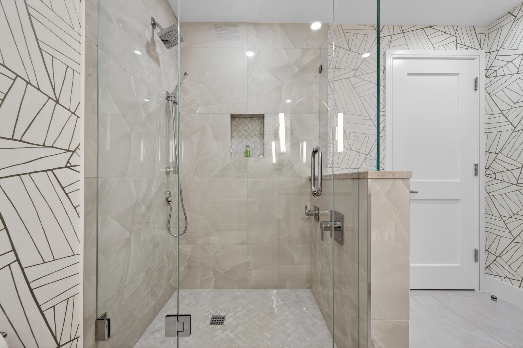 100 ROYAL PALM #D2, Palm Beach FL 33480