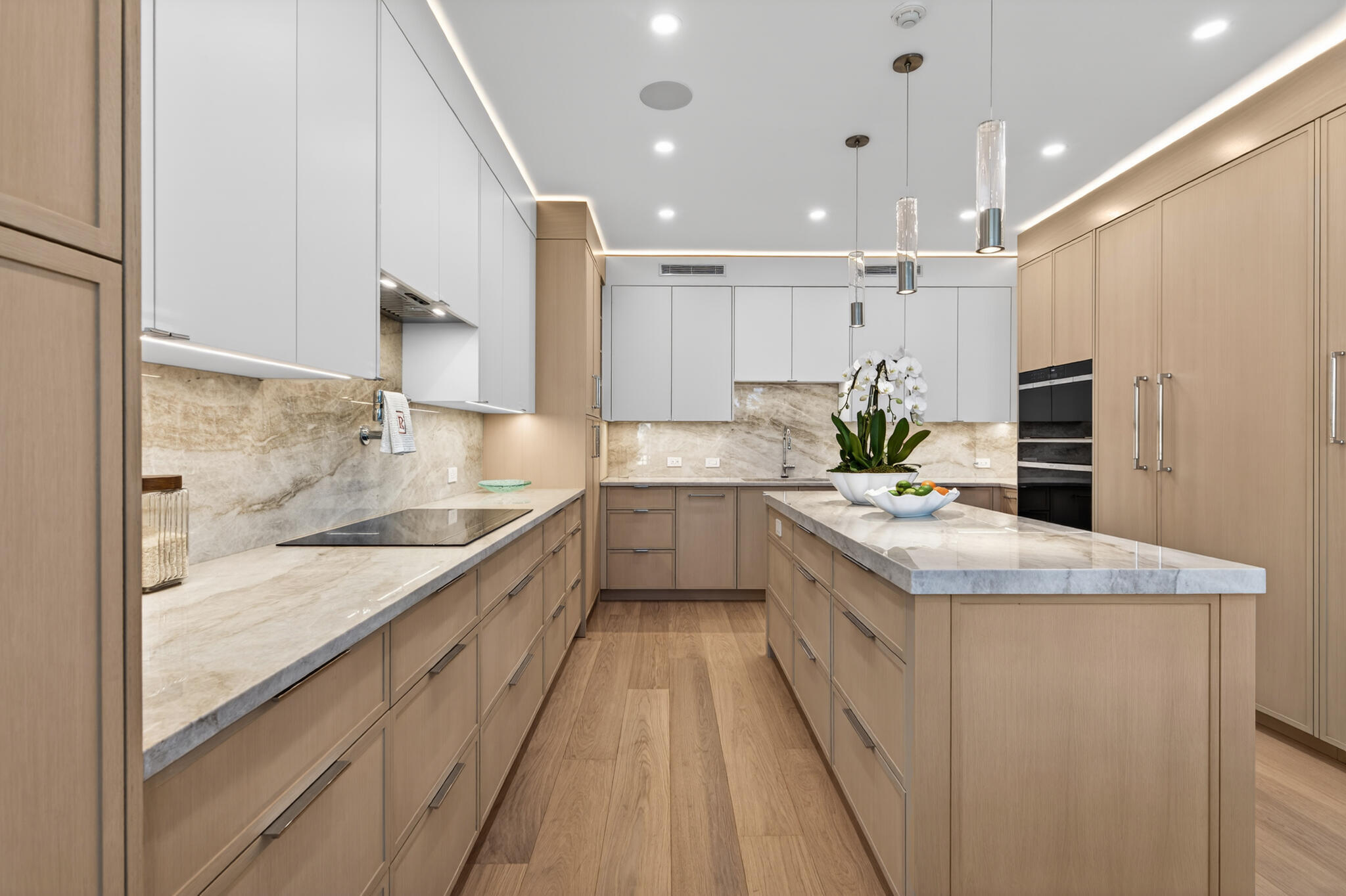 100 ROYAL PALM #D2, Palm Beach FL 33480