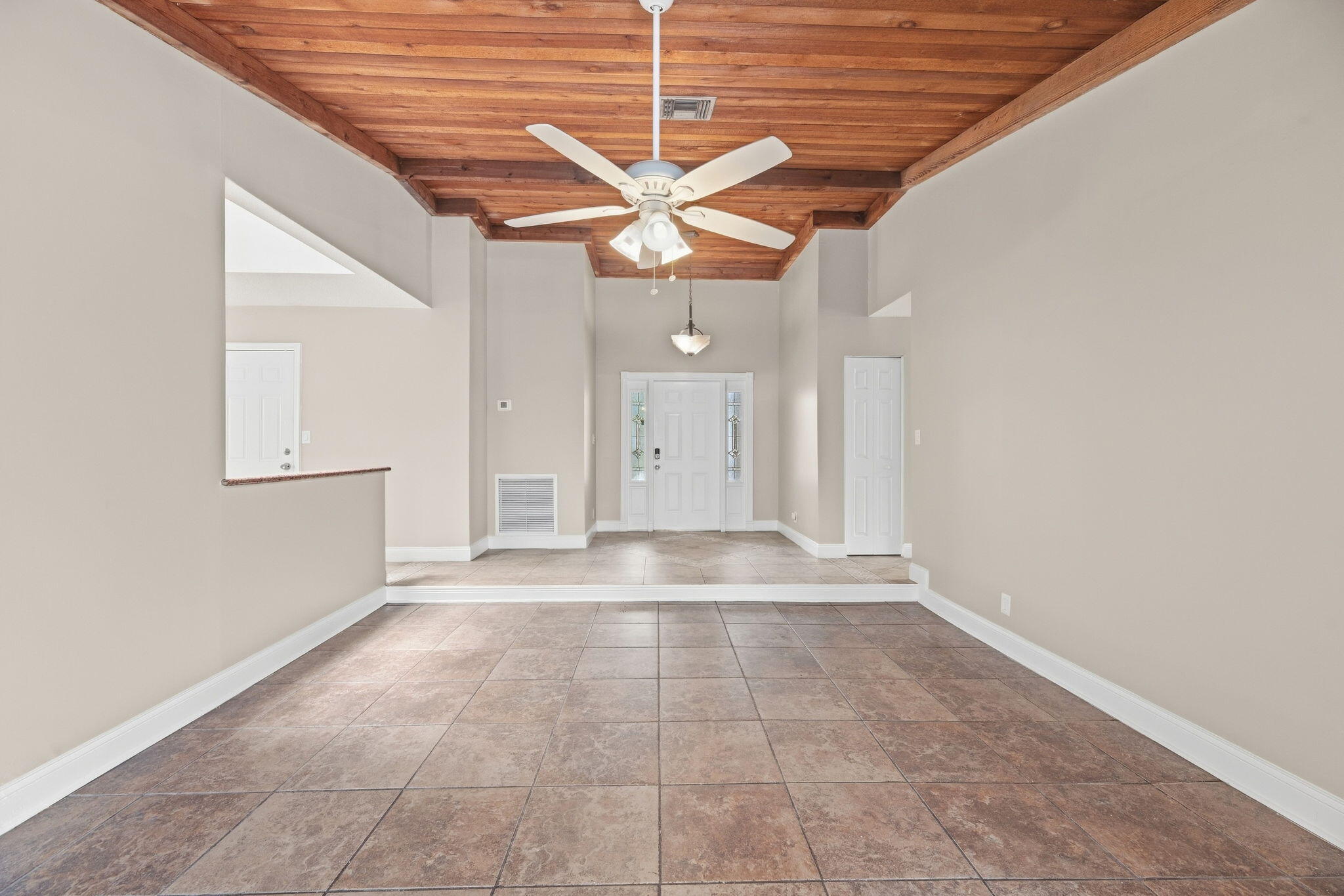 4790 NW 85th, Lauderhill FL 33351