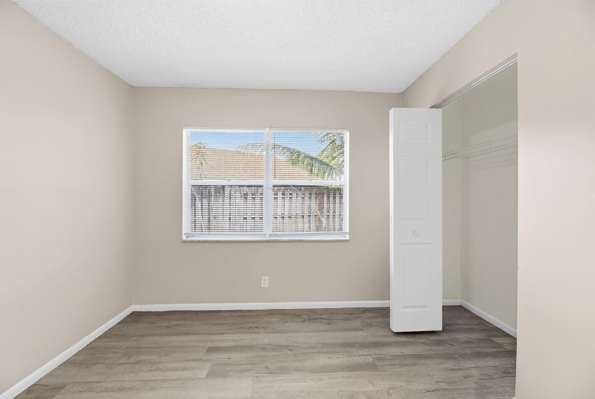 4790 NW 85th, Lauderhill FL 33351