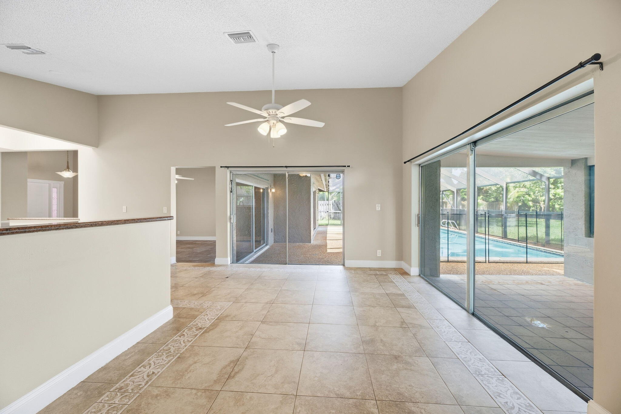 4790 NW 85th, Lauderhill FL 33351