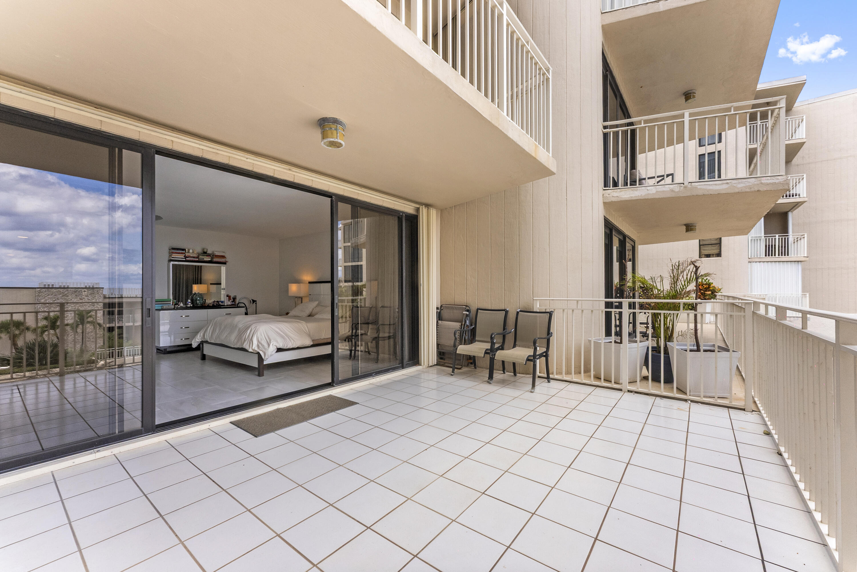 2155 S OCEAN #11, Delray Beach FL 33483