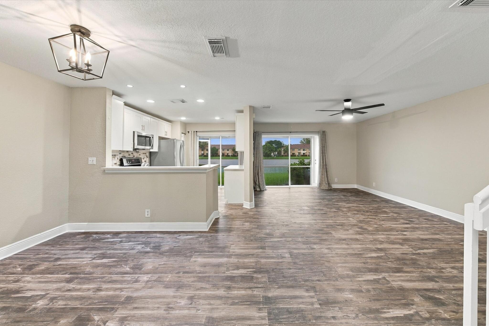 6215 EATON, West Palm Beach FL 33411
