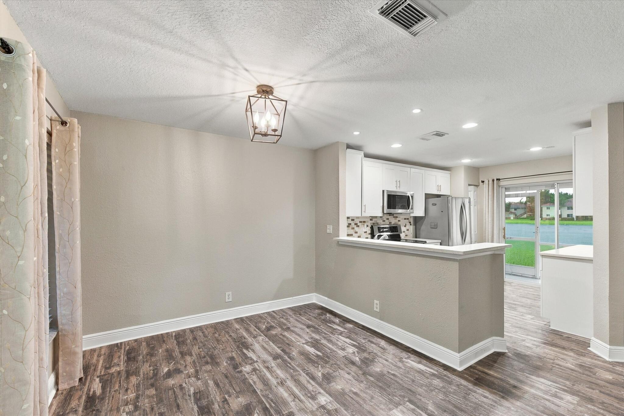 6215 EATON, West Palm Beach FL 33411