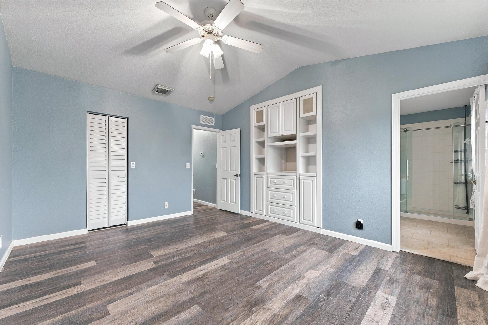 6215 EATON, West Palm Beach FL 33411