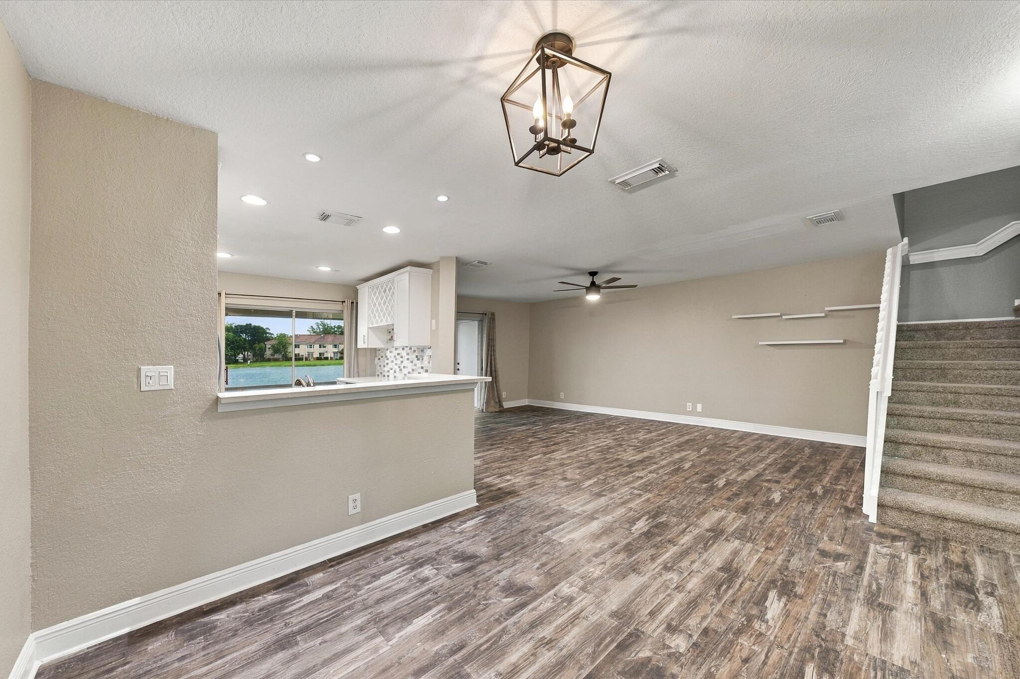 6215 EATON, West Palm Beach FL 33411