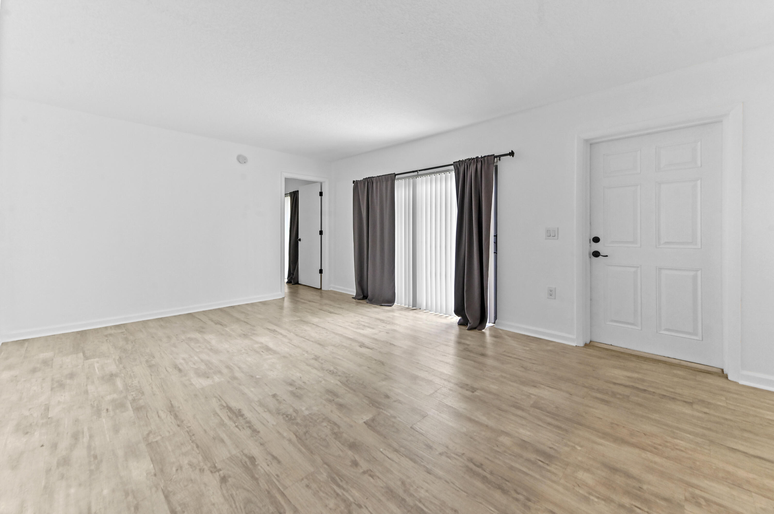 2523 25th, Palm Beach Gardens FL 33418