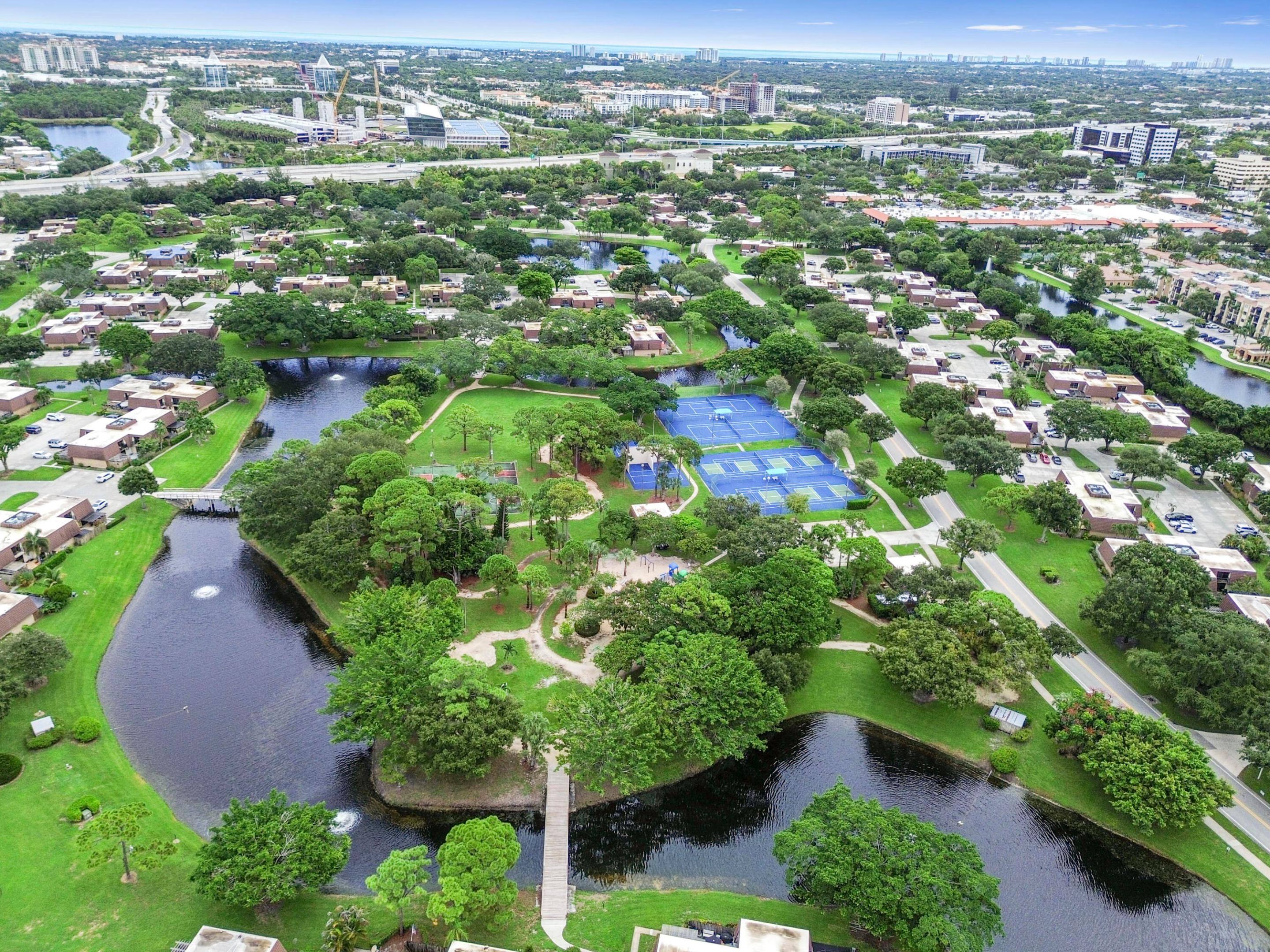 2523 25th, Palm Beach Gardens FL 33418