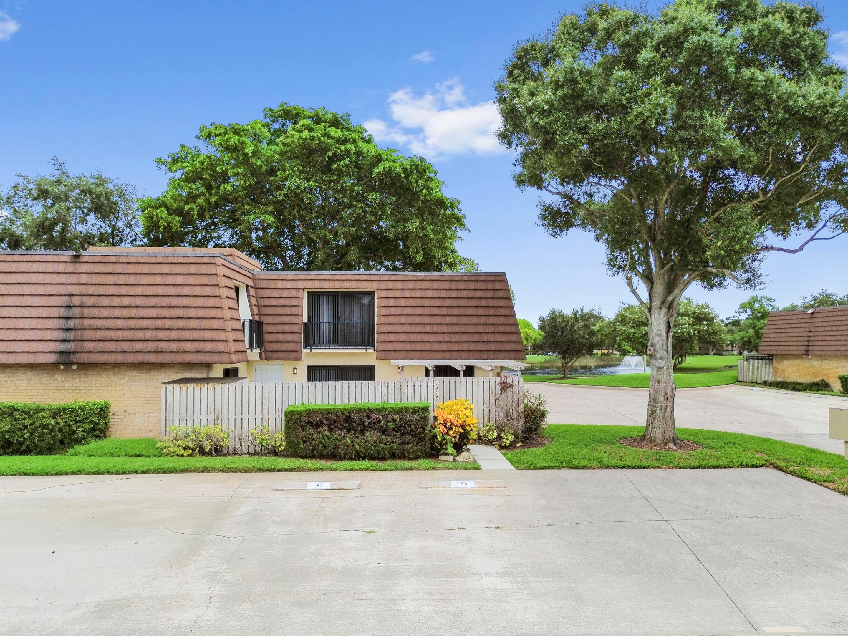 2523 25th, Palm Beach Gardens FL 33418
