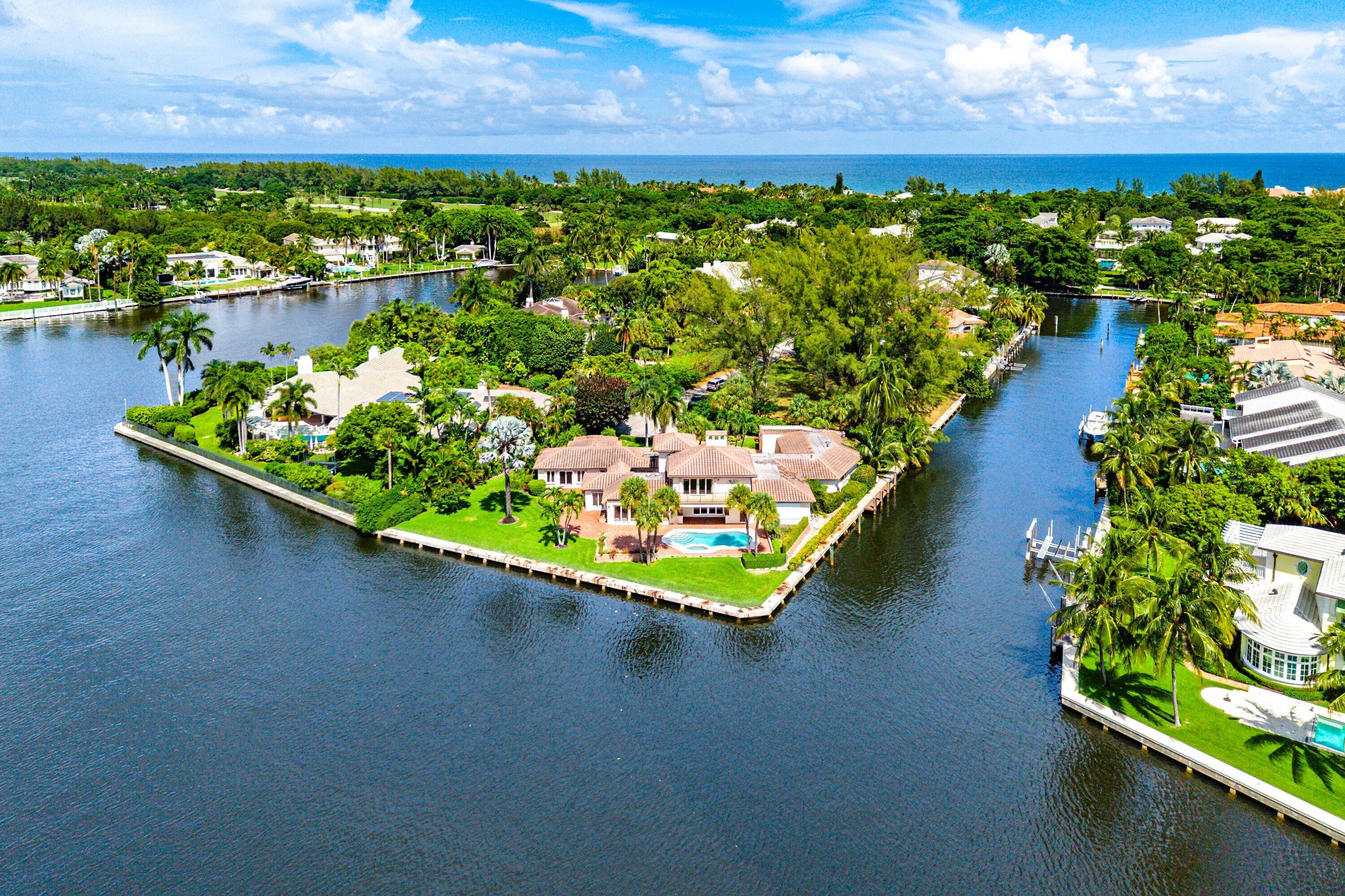 11 N Hidden Harbour, Gulf Stream FL 33483