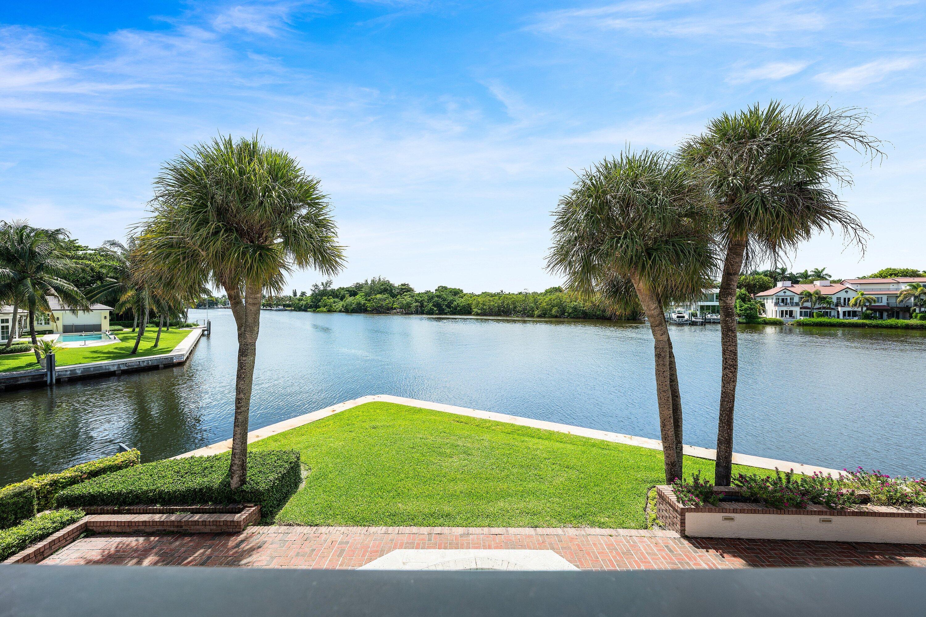 11 N Hidden Harbour, Gulf Stream FL 33483