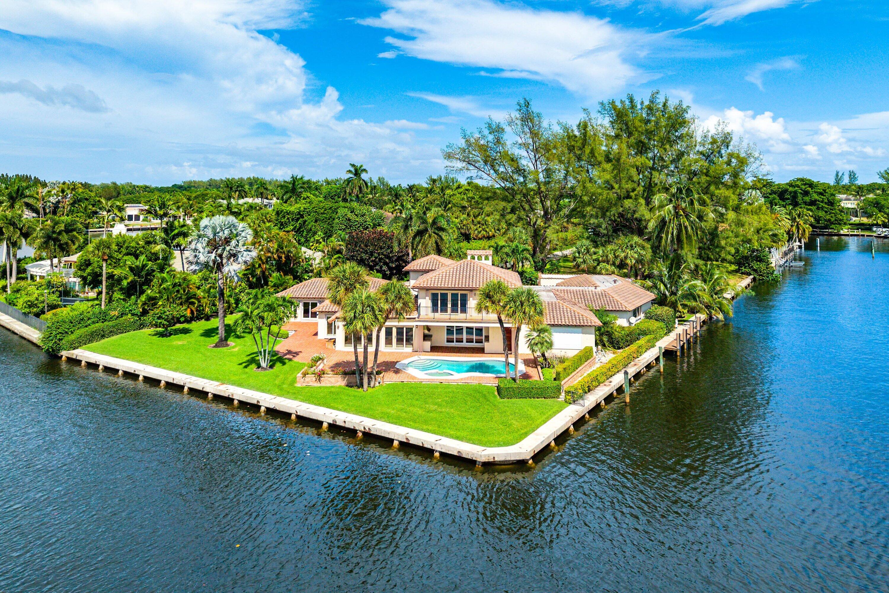 11 N Hidden Harbour, Gulf Stream FL 33483