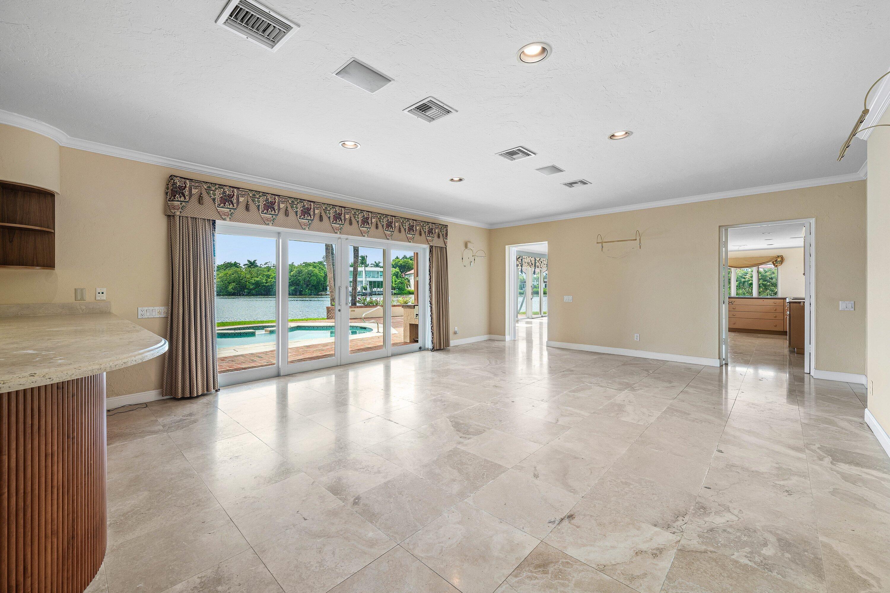 11 N Hidden Harbour, Gulf Stream FL 33483