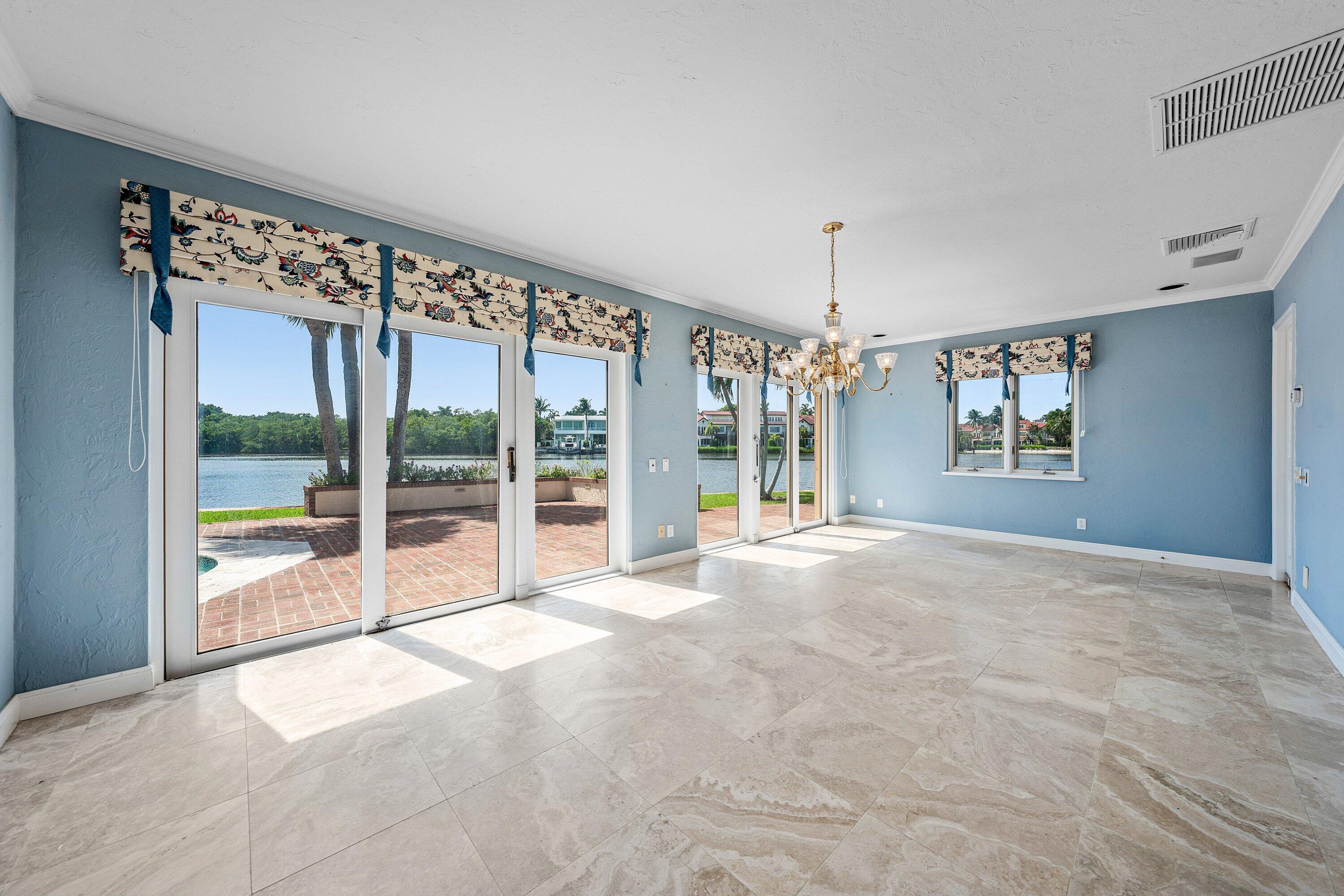 11 N Hidden Harbour, Gulf Stream FL 33483