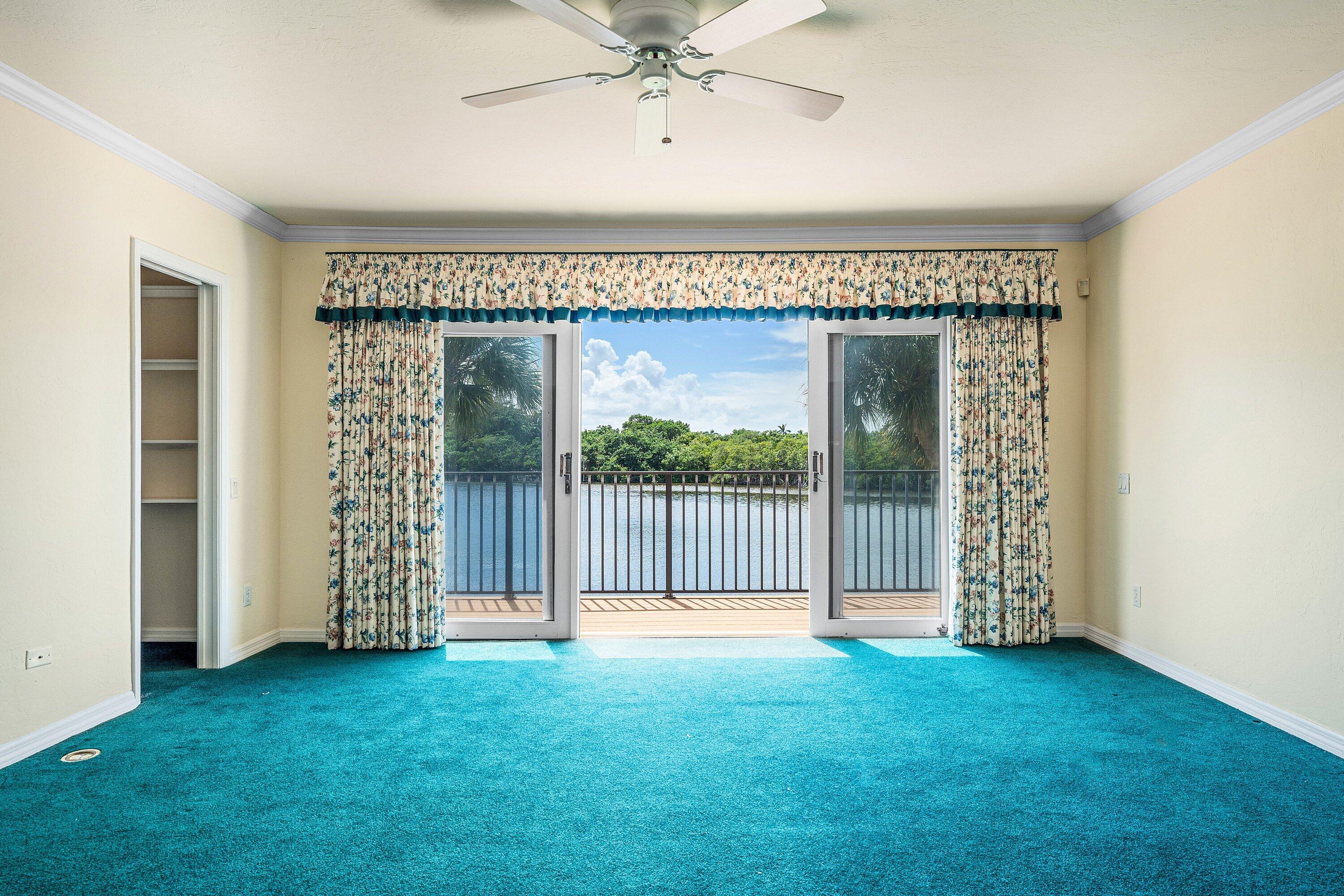 11 N Hidden Harbour, Gulf Stream FL 33483