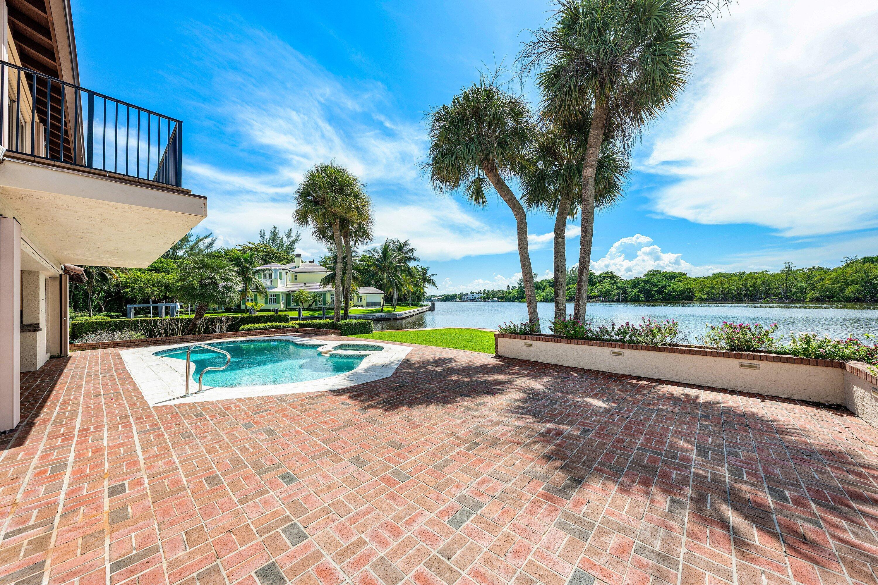11 N Hidden Harbour, Gulf Stream FL 33483
