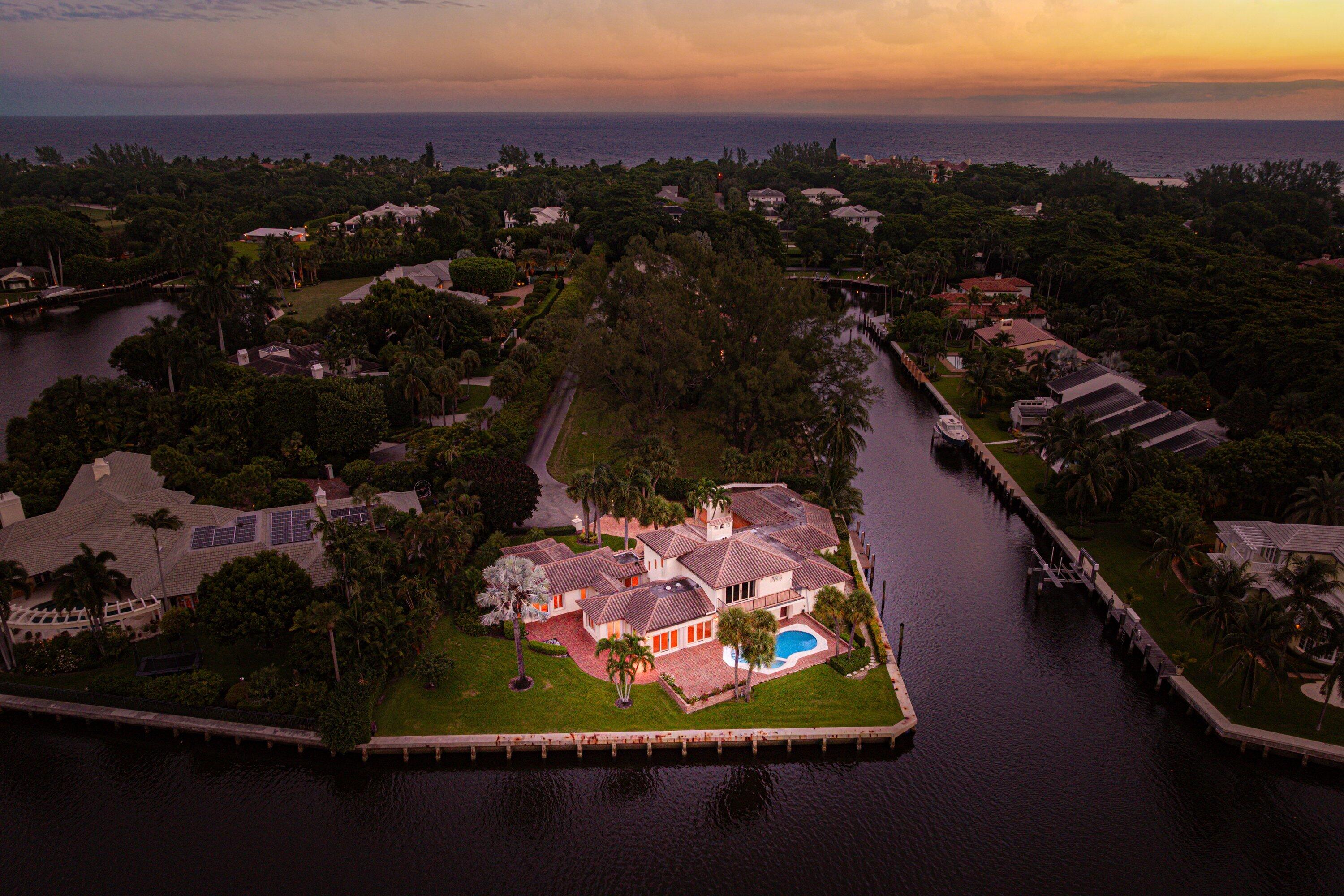 11 N Hidden Harbour, Gulf Stream FL 33483