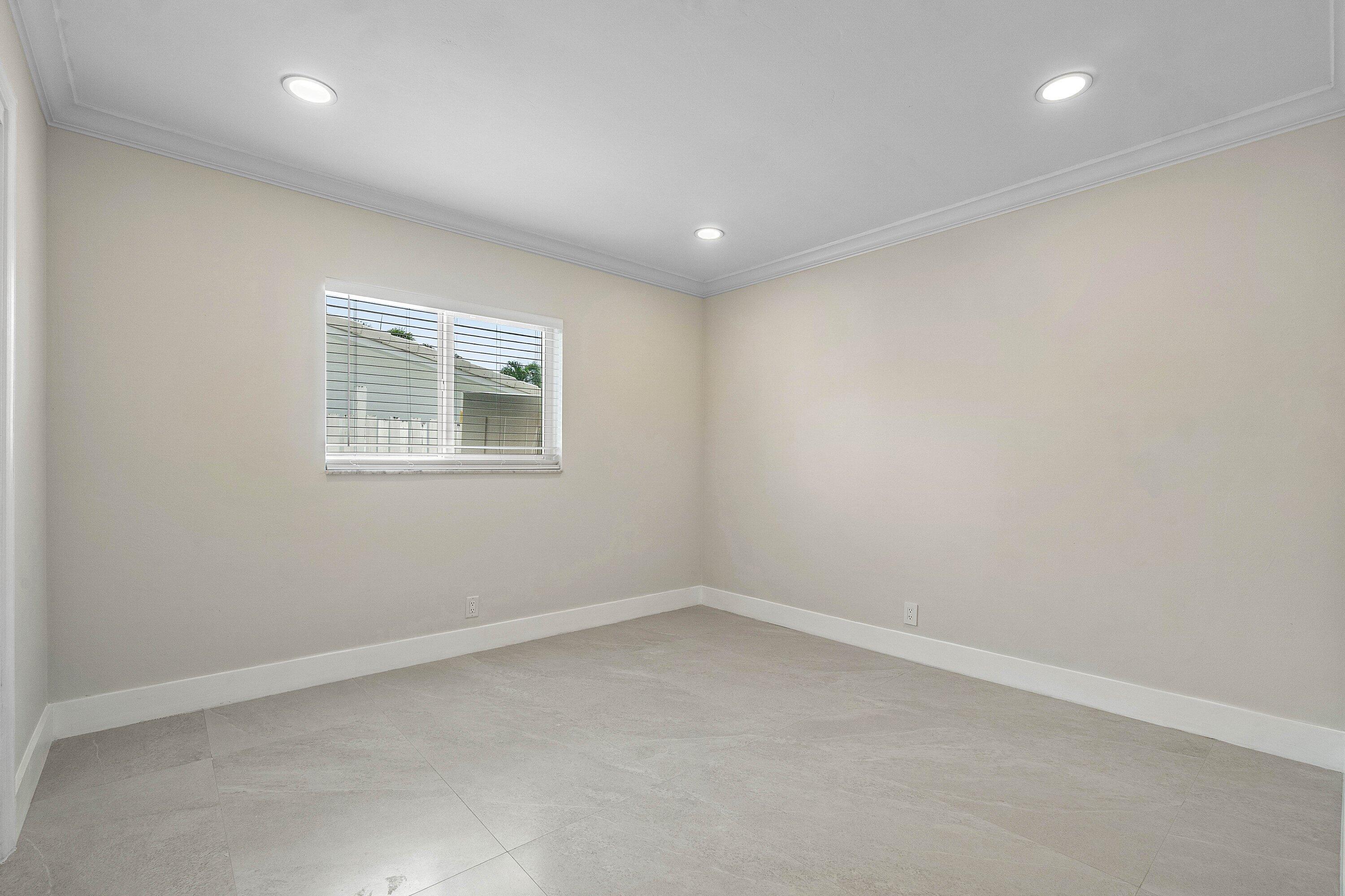 1525 SE 6TH, Deerfield Beach FL 33441