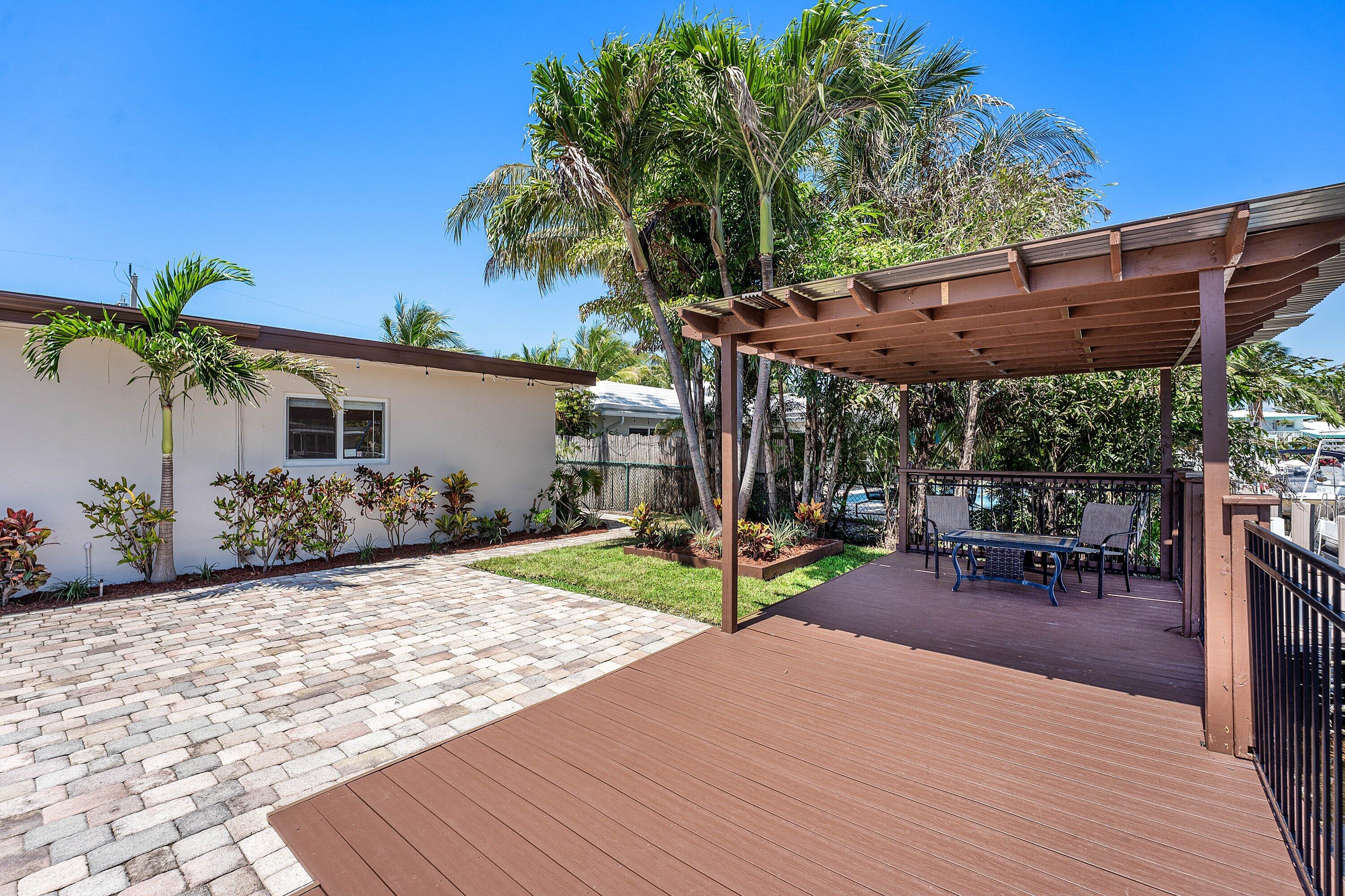 1525 SE 6TH, Deerfield Beach FL 33441