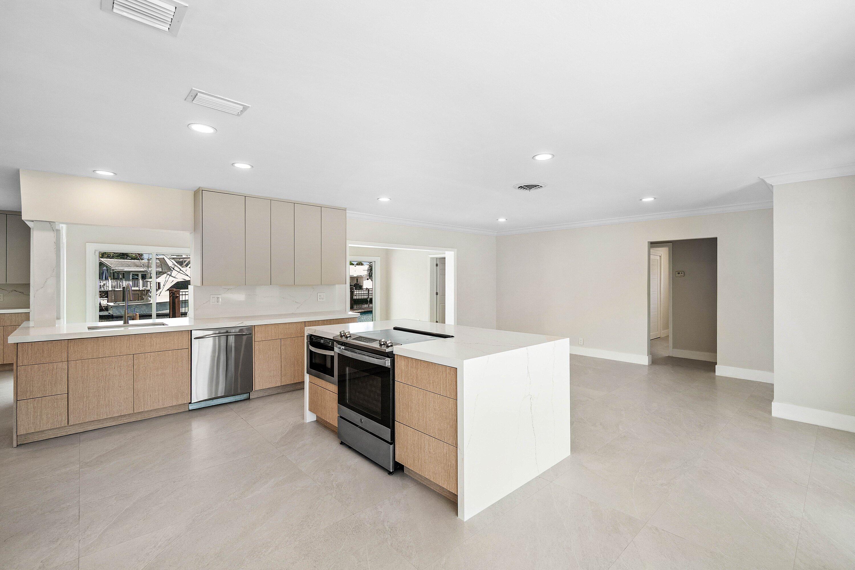 1525 SE 6TH, Deerfield Beach FL 33441