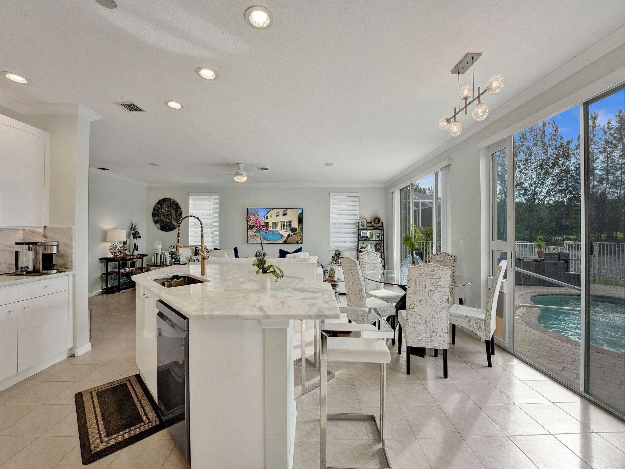 2111 RESTON, Royal Palm Beach FL 33411