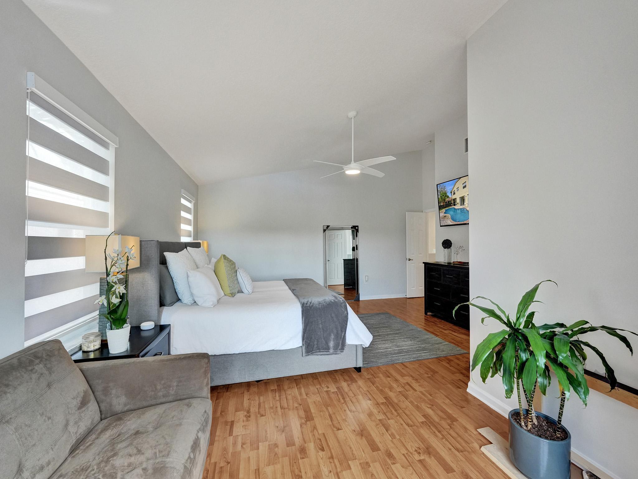 2111 RESTON, Royal Palm Beach FL 33411