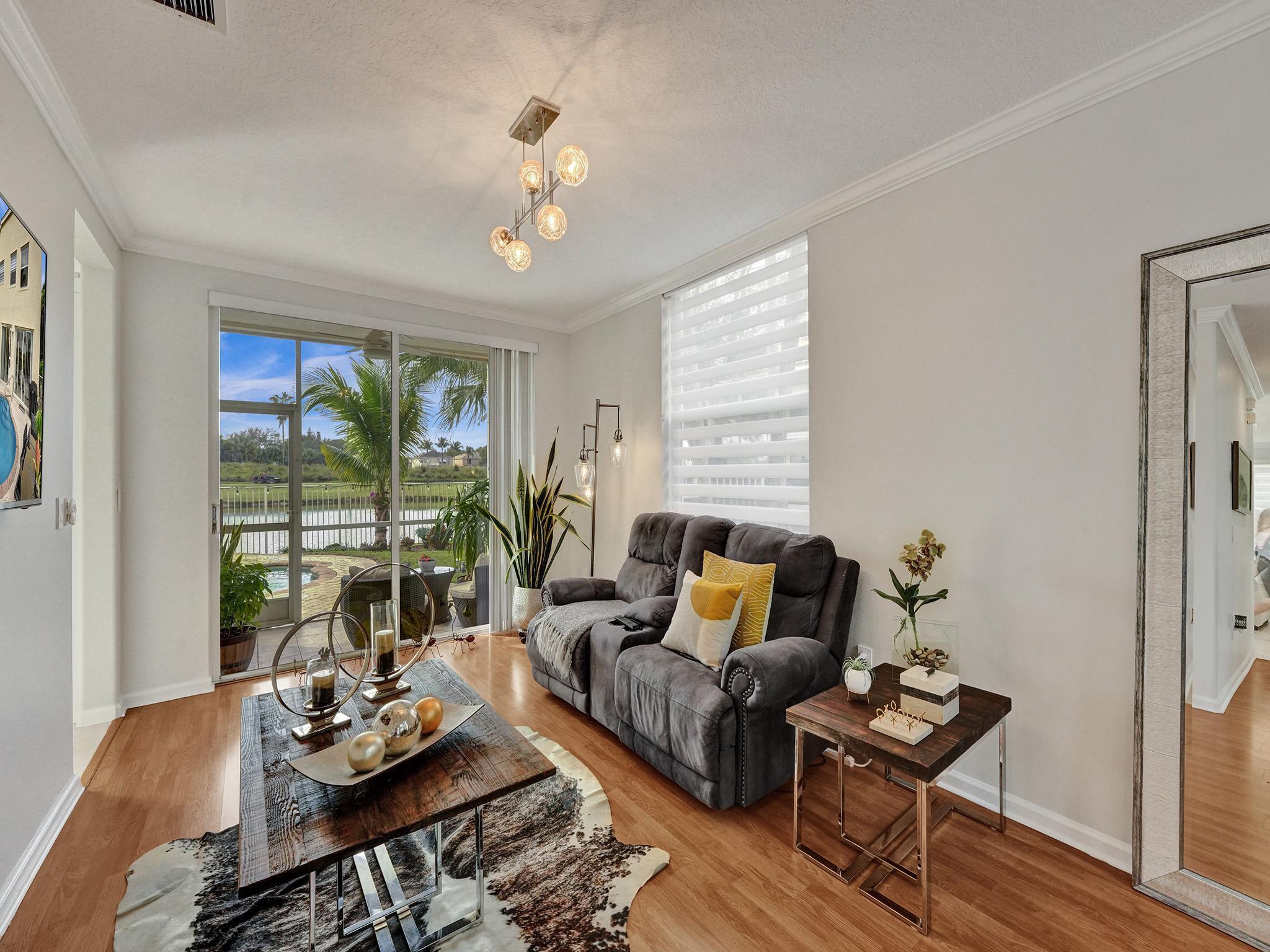 2111 RESTON, Royal Palm Beach FL 33411
