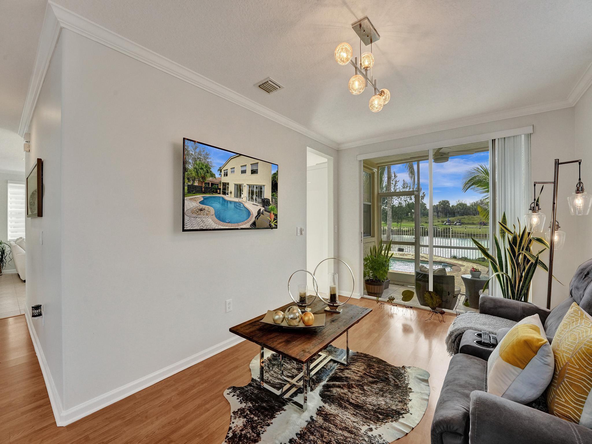 2111 RESTON, Royal Palm Beach FL 33411