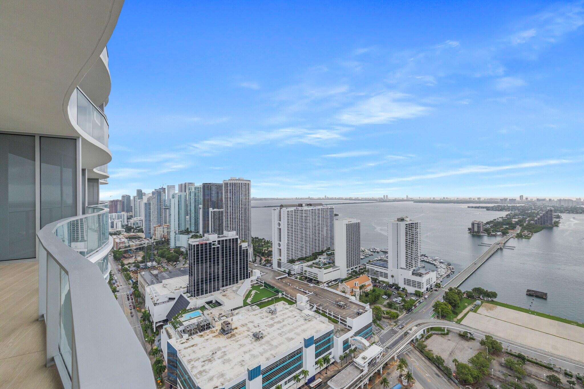 1400 Biscayne #4003, Miami FL 33132