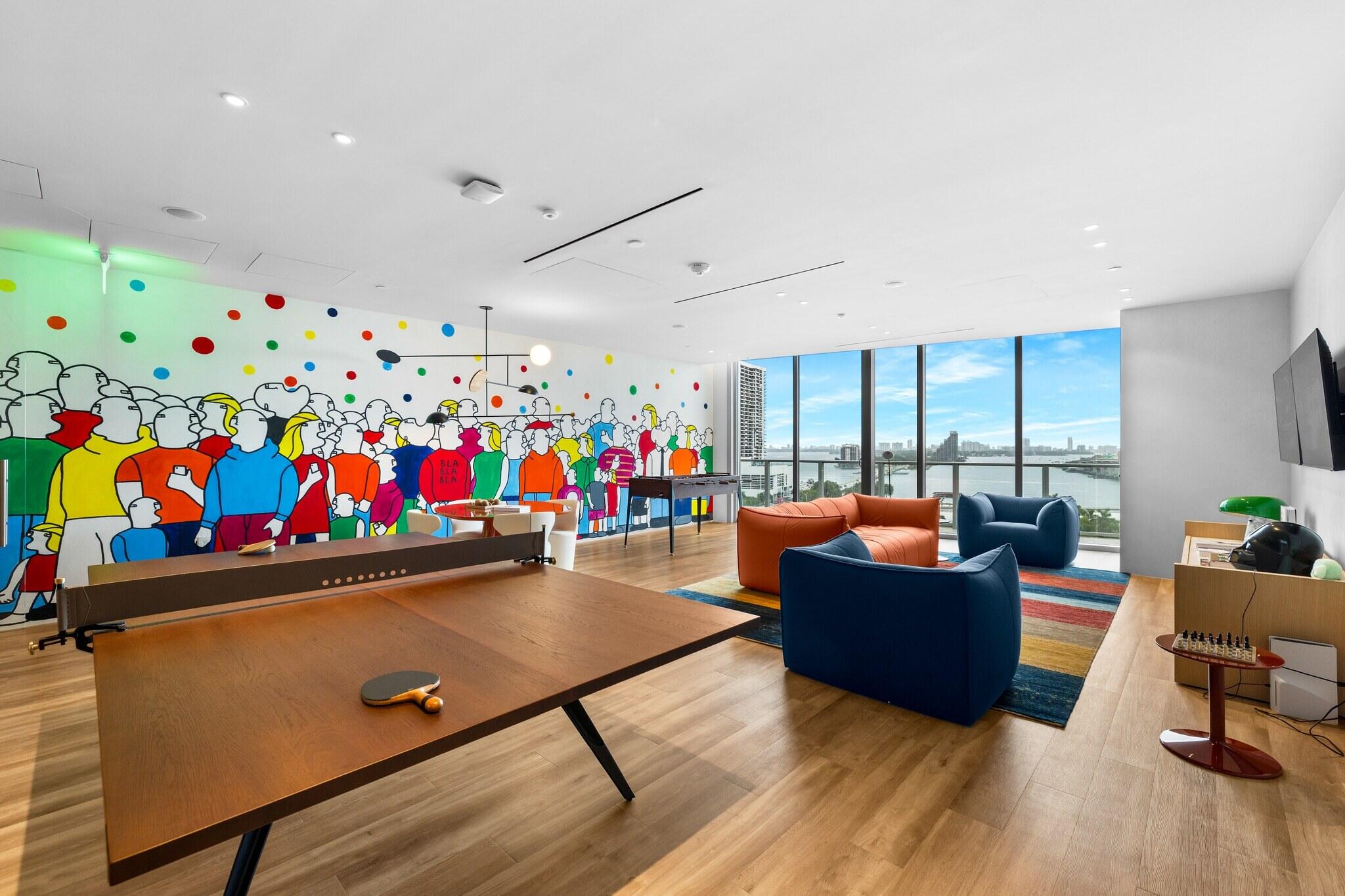 1400 Biscayne #4003, Miami FL 33132