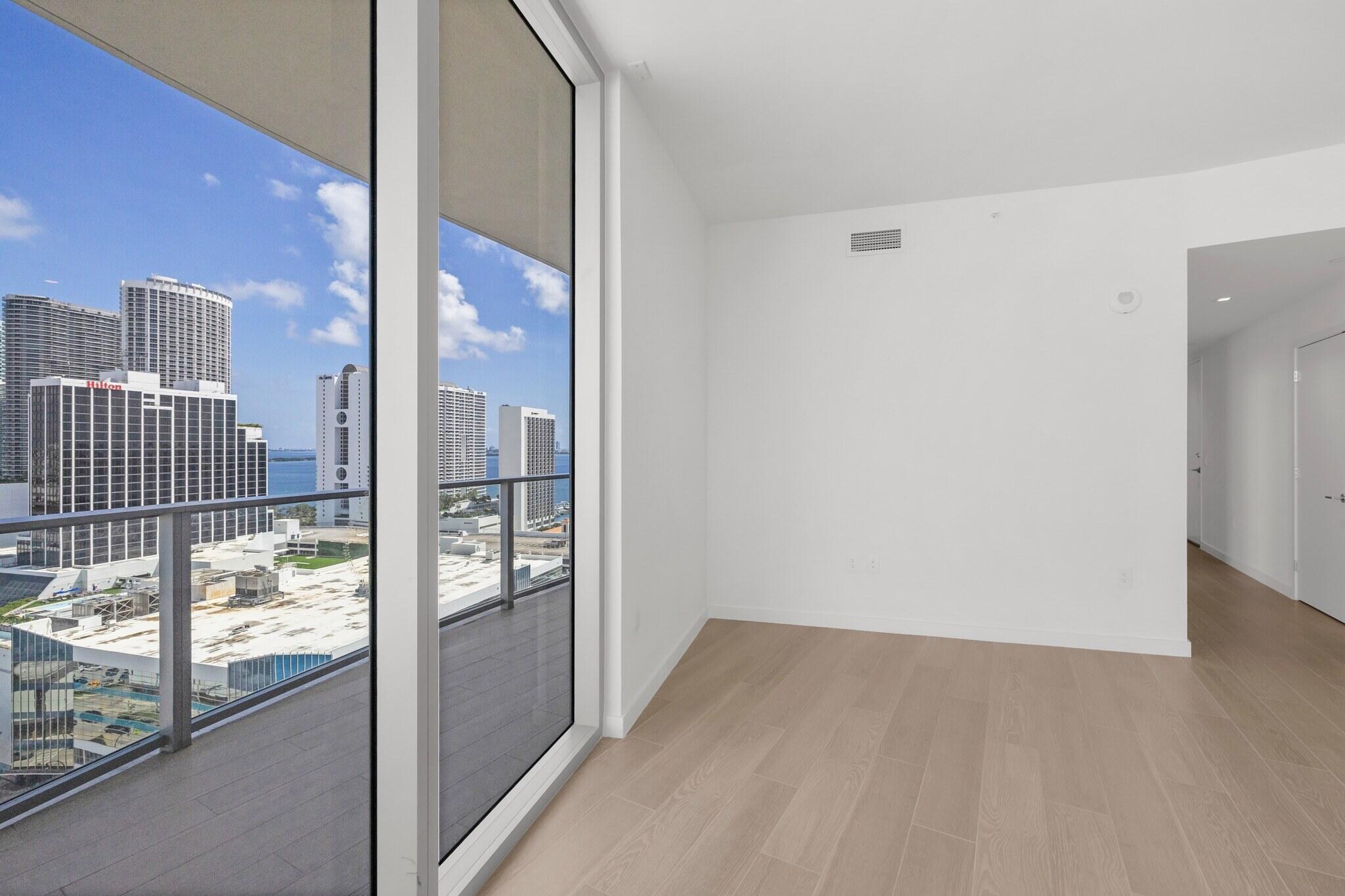 1400 Biscayne #2007, Miami FL 33132