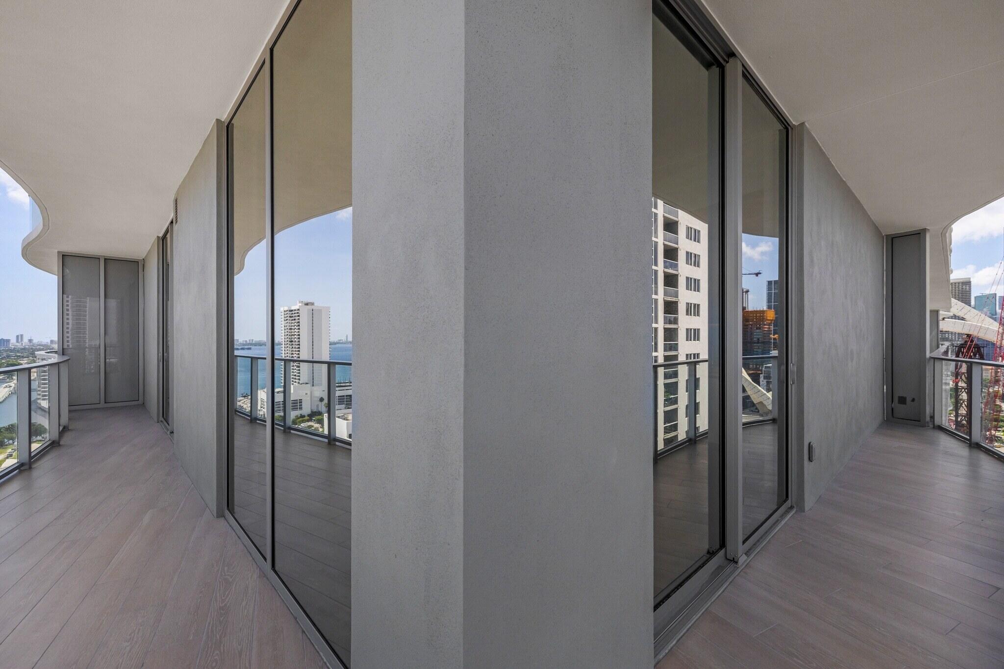 1400 Biscayne #2007, Miami FL 33132