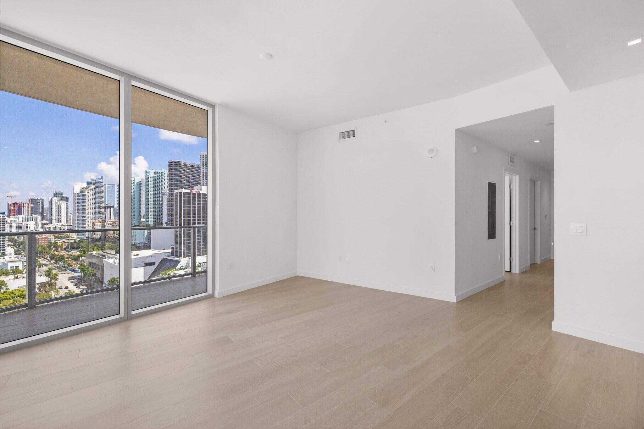 1400 Biscayne #2007, Miami FL 33132
