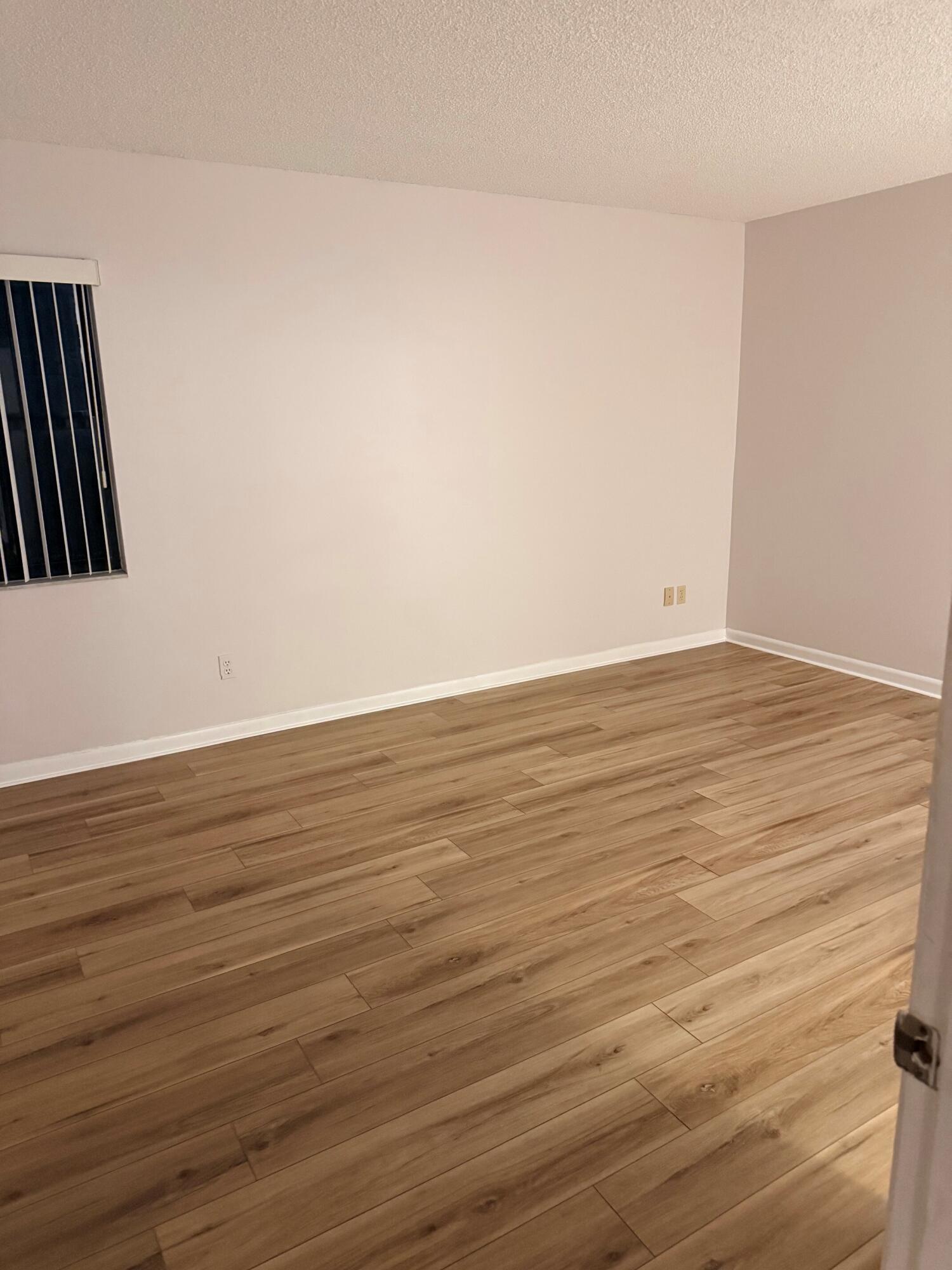 7406 Woodmont #106, Tamarac FL 33321