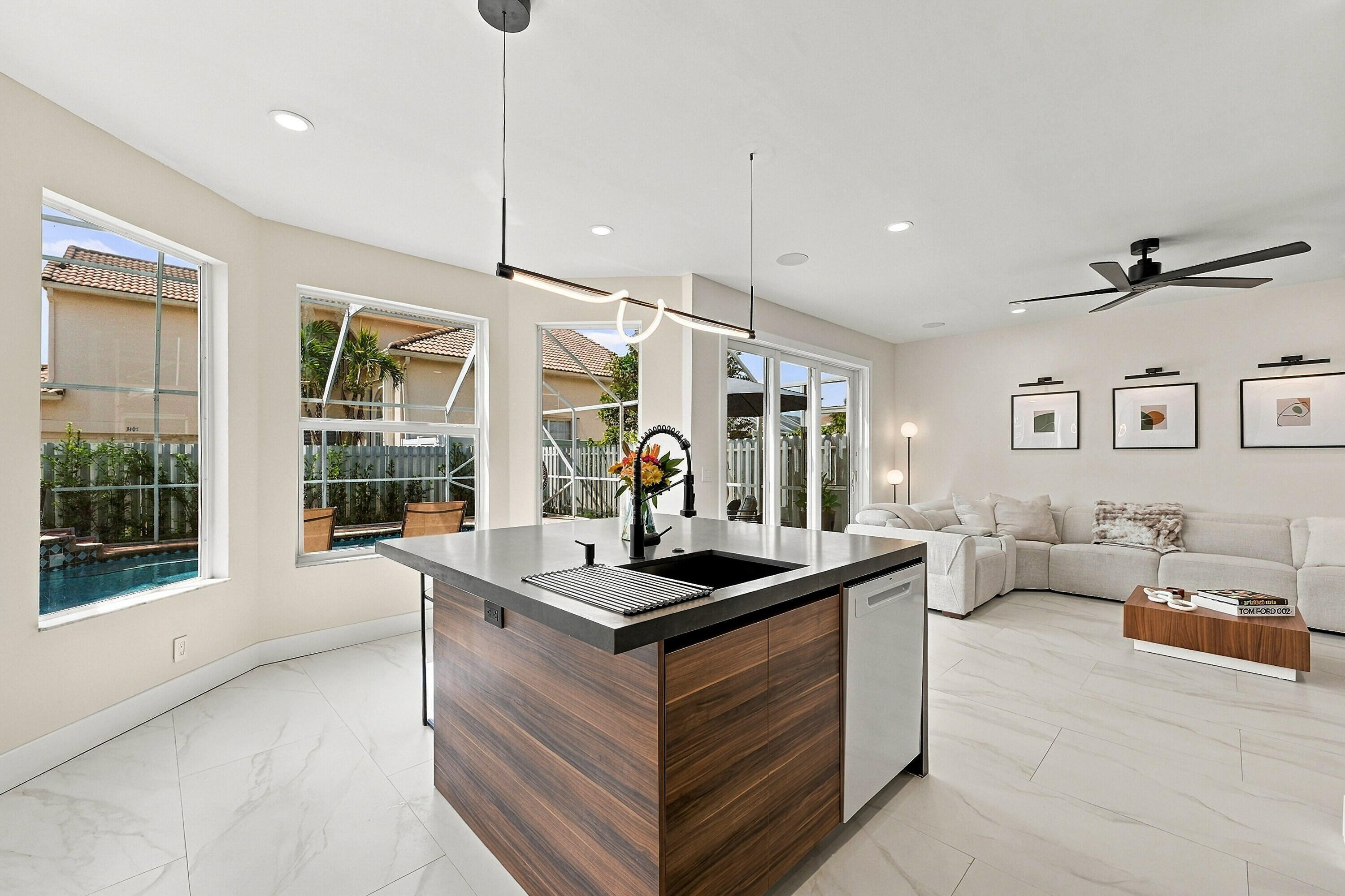 7550 NORMANDE, Margate FL 33063