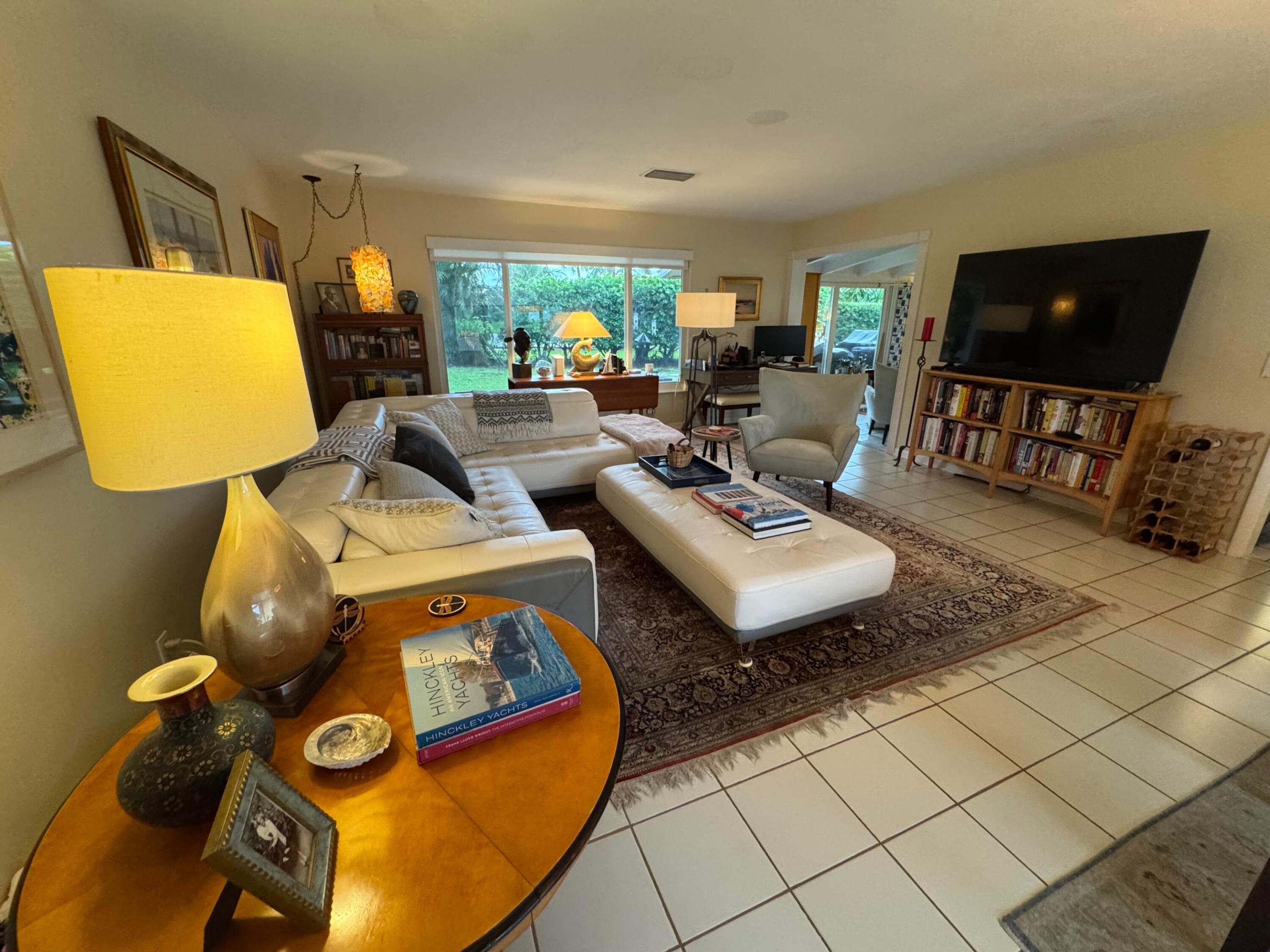 1498 SW 9TH, Boca Raton FL 33486
