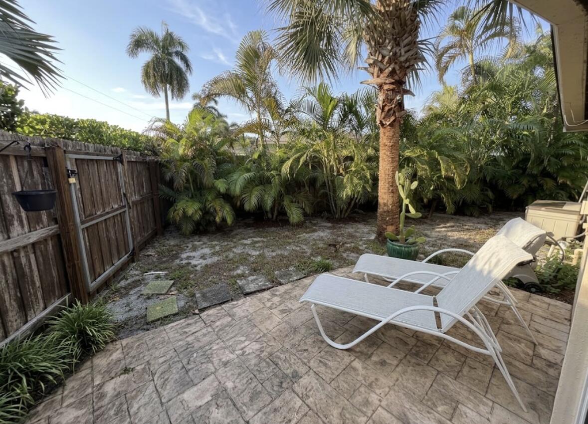 1498 SW 9TH, Boca Raton FL 33486