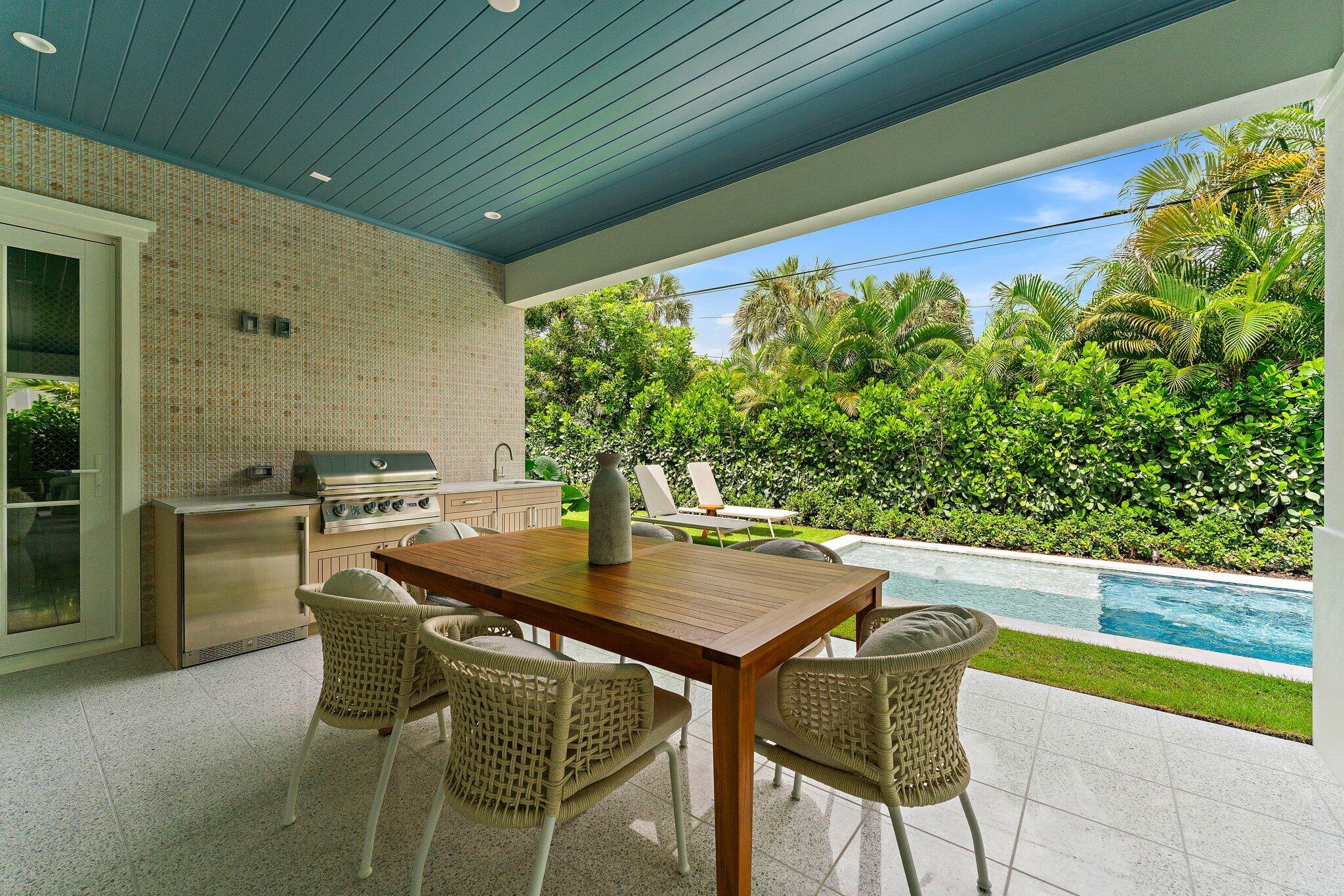 235 Forest Hill, West Palm Beach FL 33405
