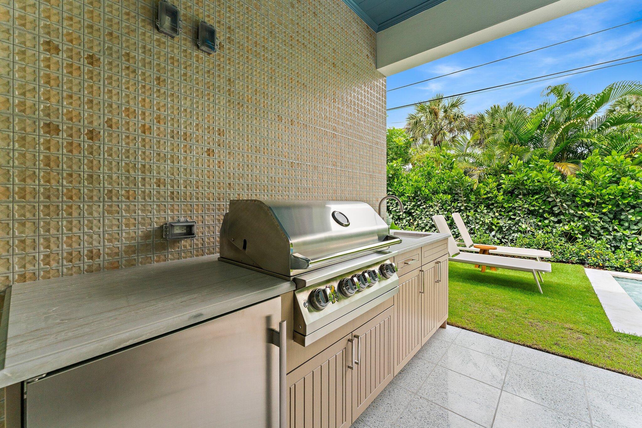 235 Forest Hill, West Palm Beach FL 33405