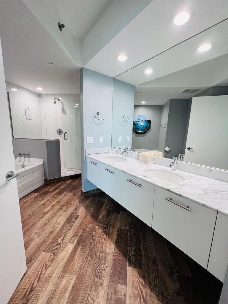 500 BRICKELL #3507, Miami FL 33131